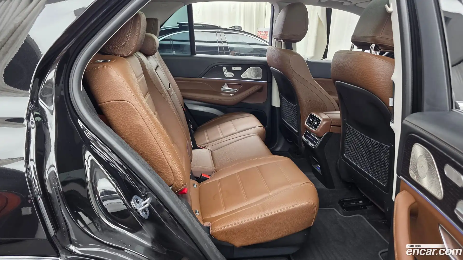 GLE-Class Mercedes-Benz 2025.2-OPTION-016
