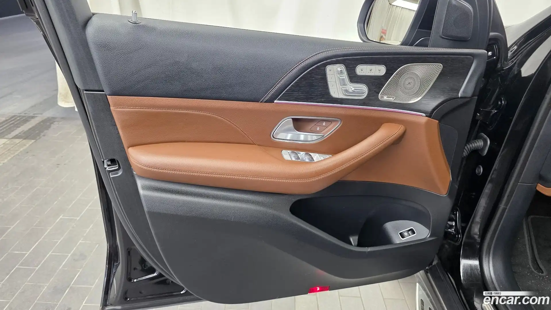 GLE-Class Mercedes-Benz 2025.2-INNER-034