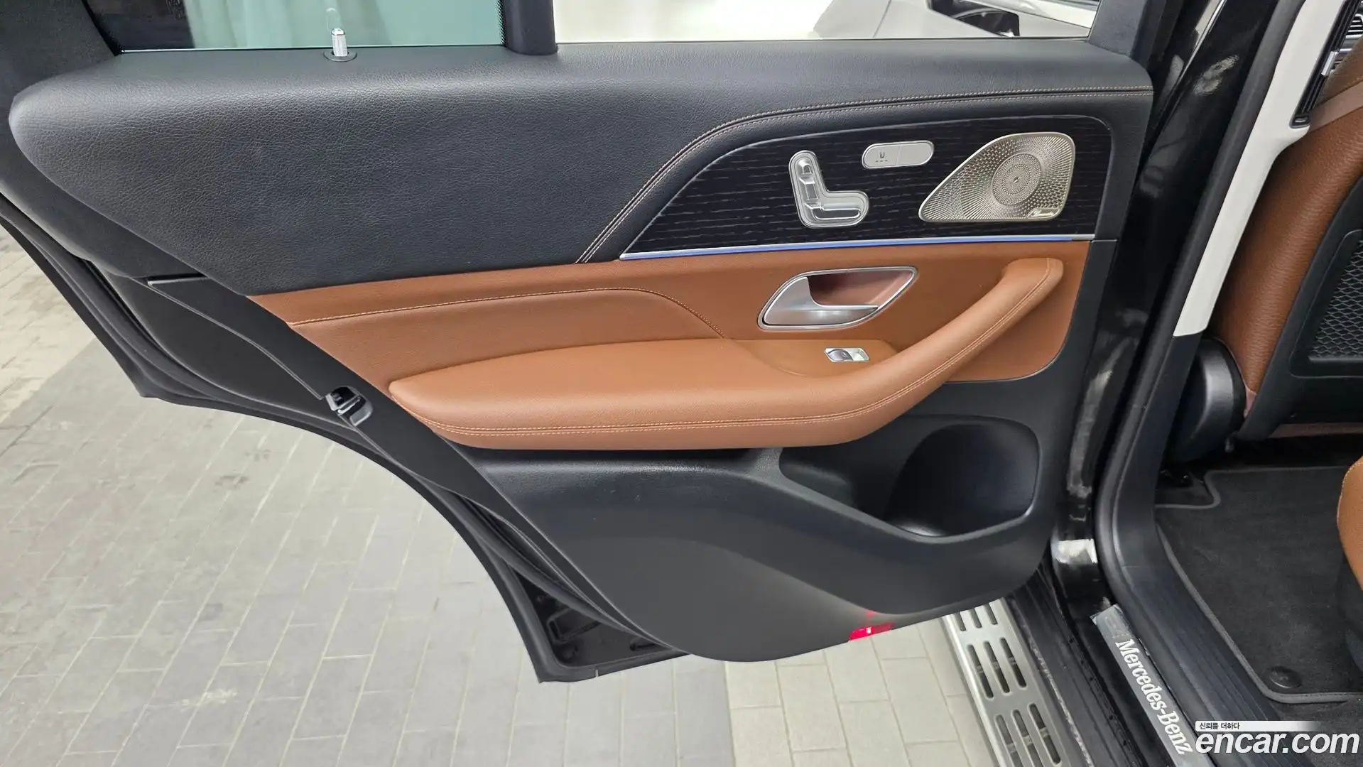 GLE-Class Mercedes-Benz 2025.2-INNER-035