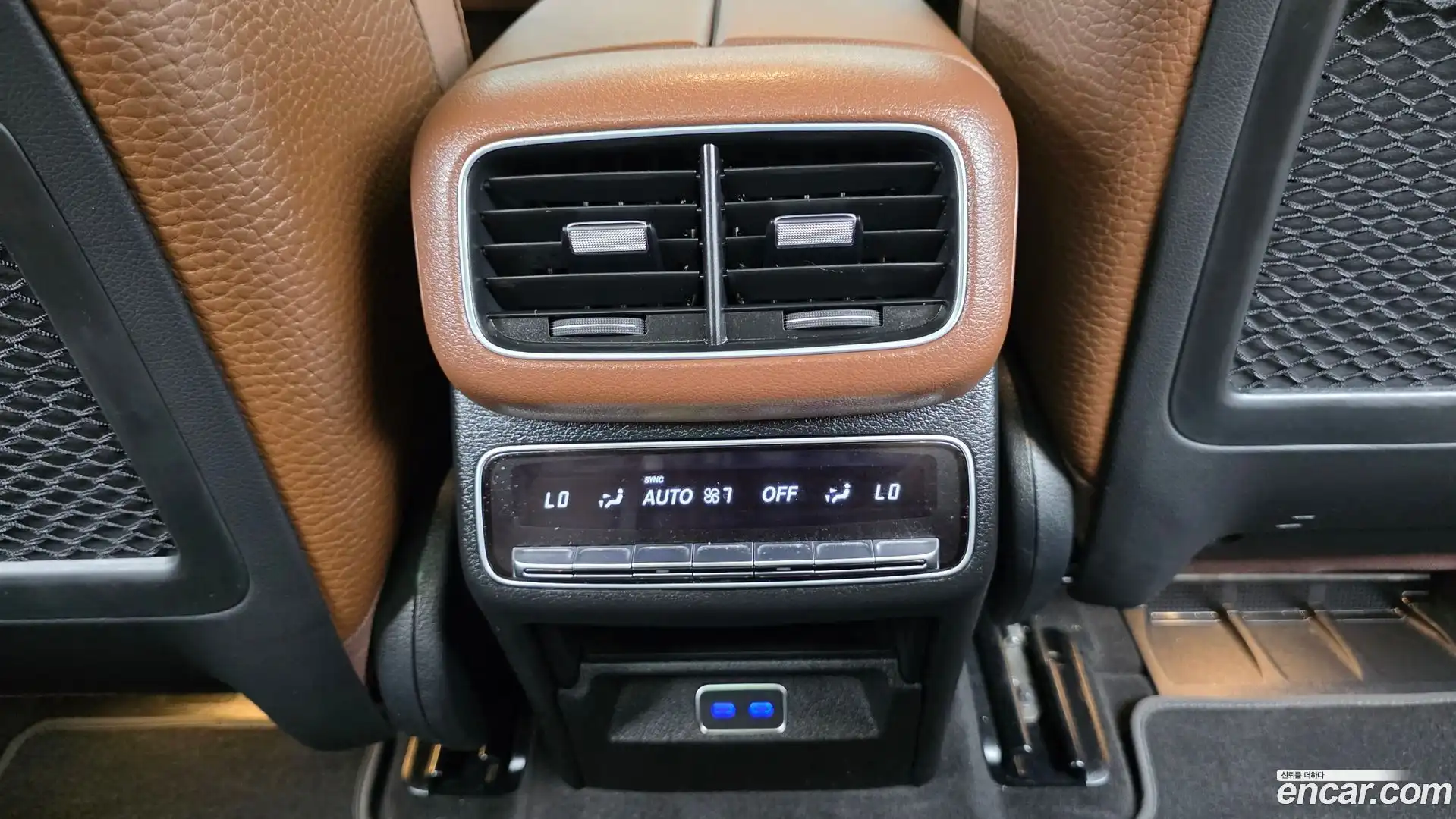 GLE-Class Mercedes-Benz 2025.2-OPTION-044