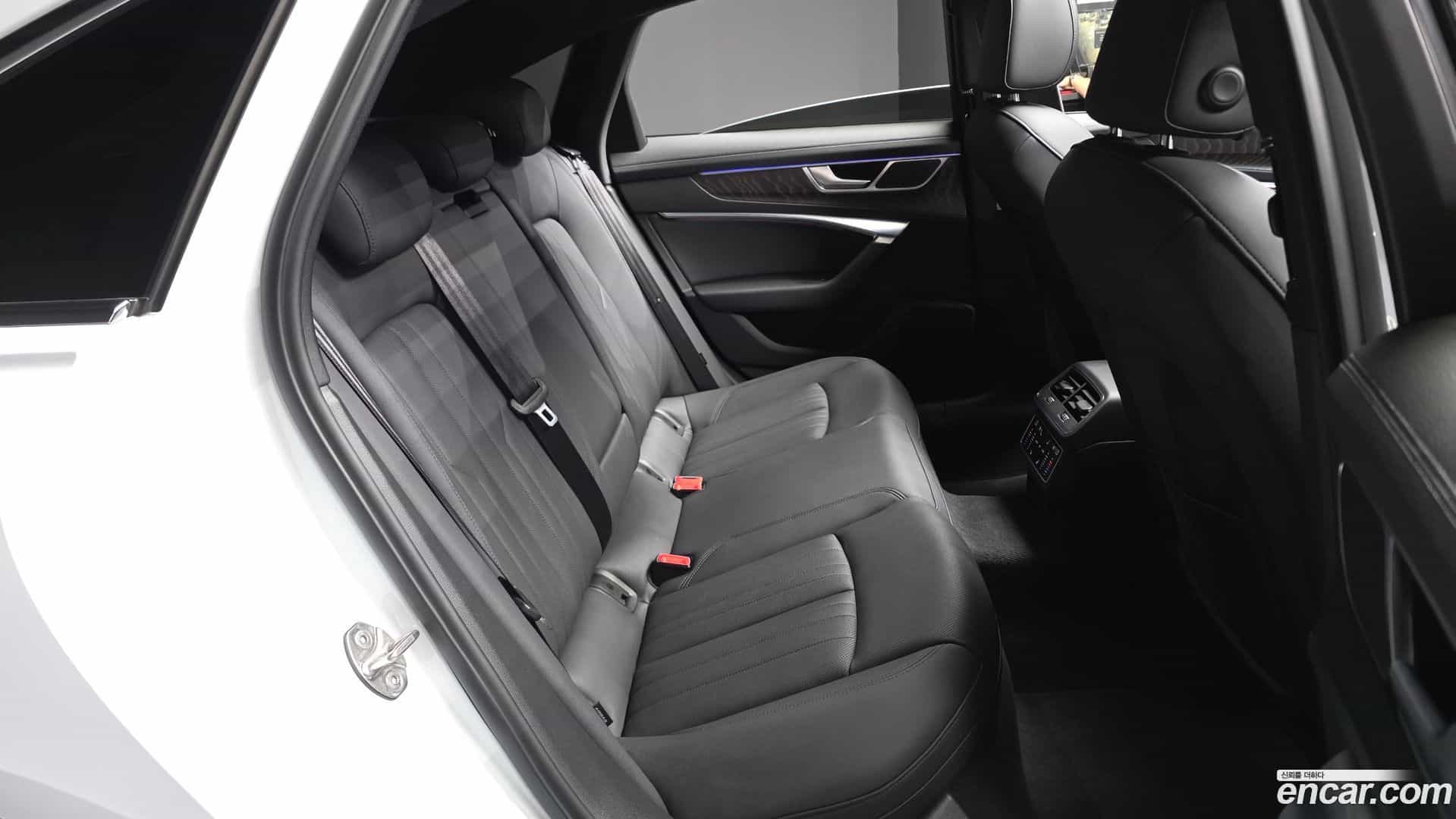 A6 Audi 2021.8-OPTION-016