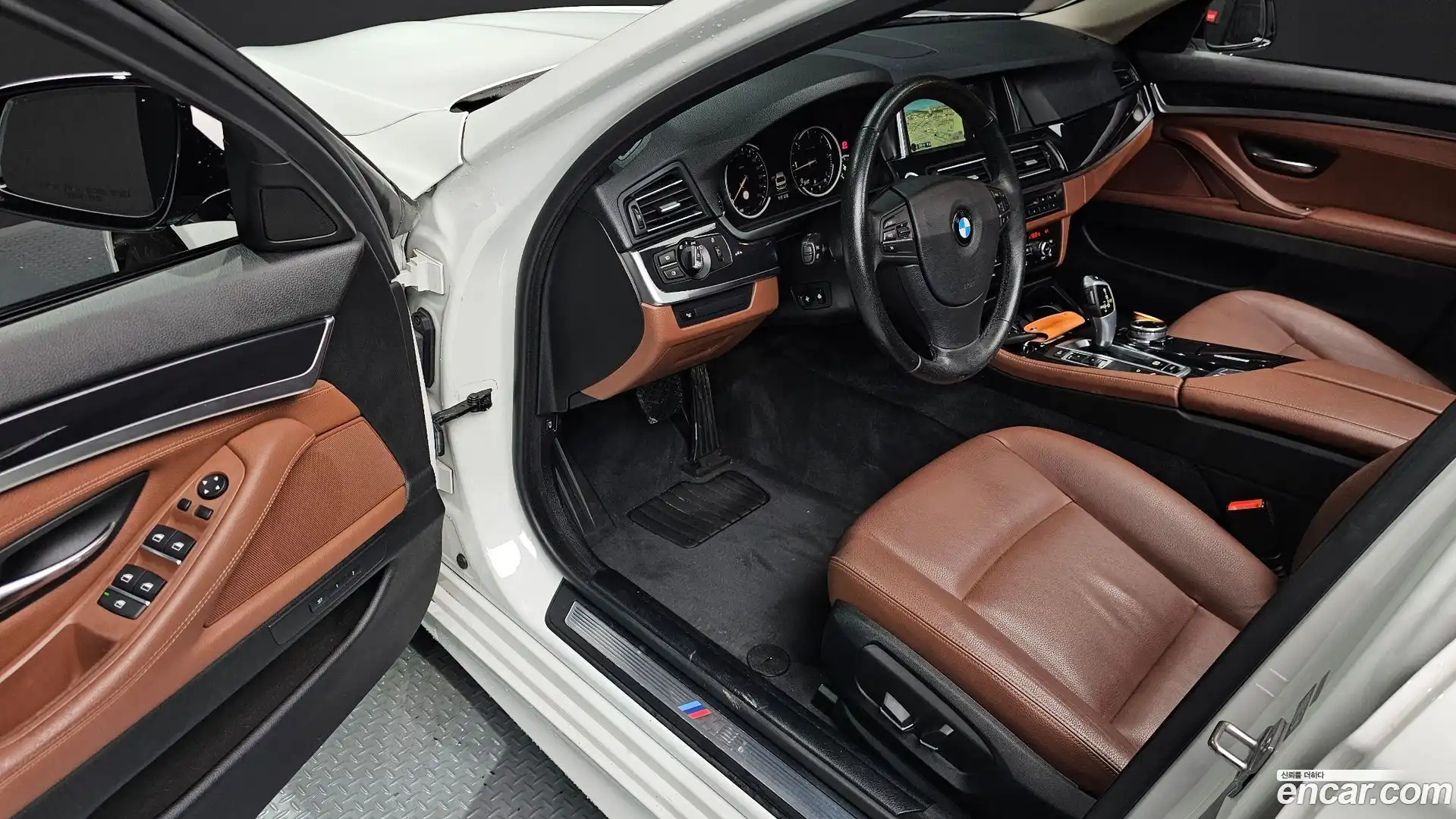 5-Series BMW 2016.3-INNER-010