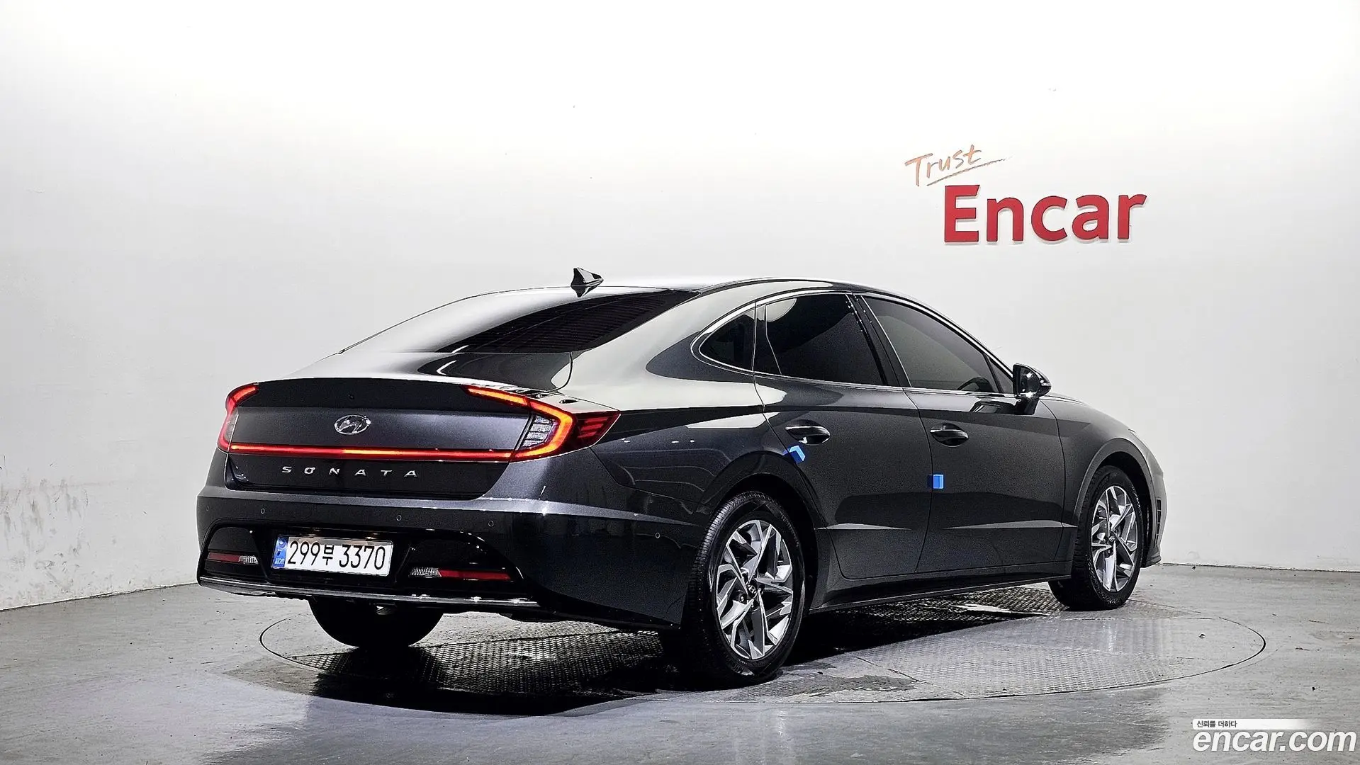 Main__Slider__Photo:Sonata Hyundai 2022.3-1