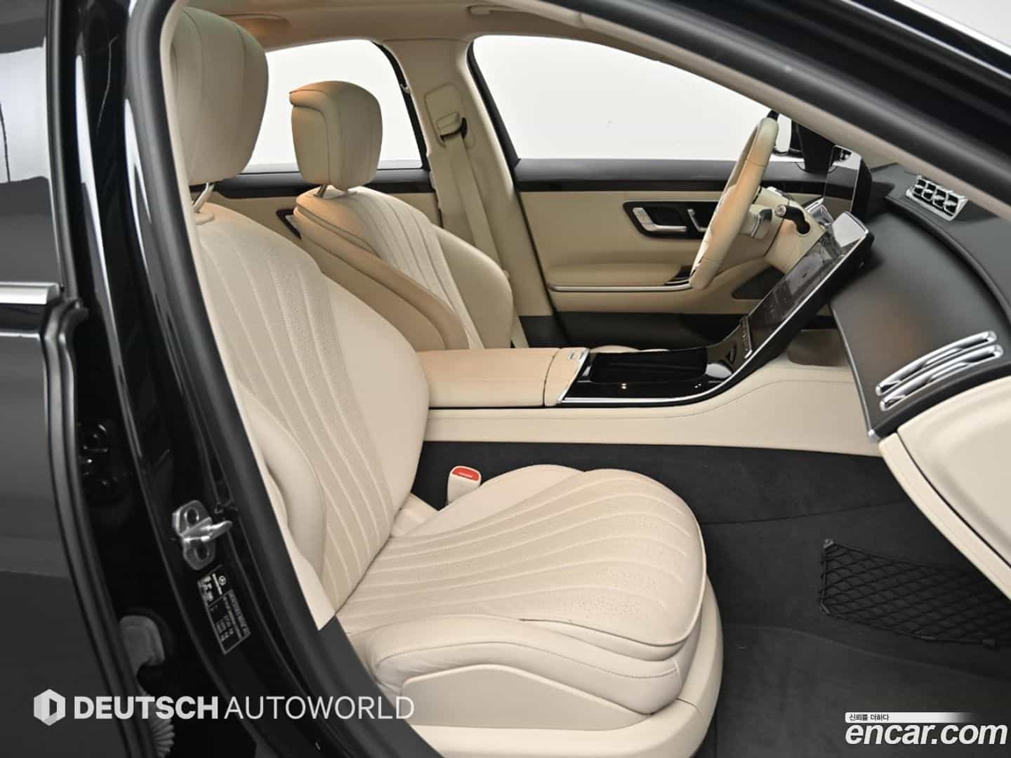 S-Class Mercedes-Benz 2022.1-INNER-010