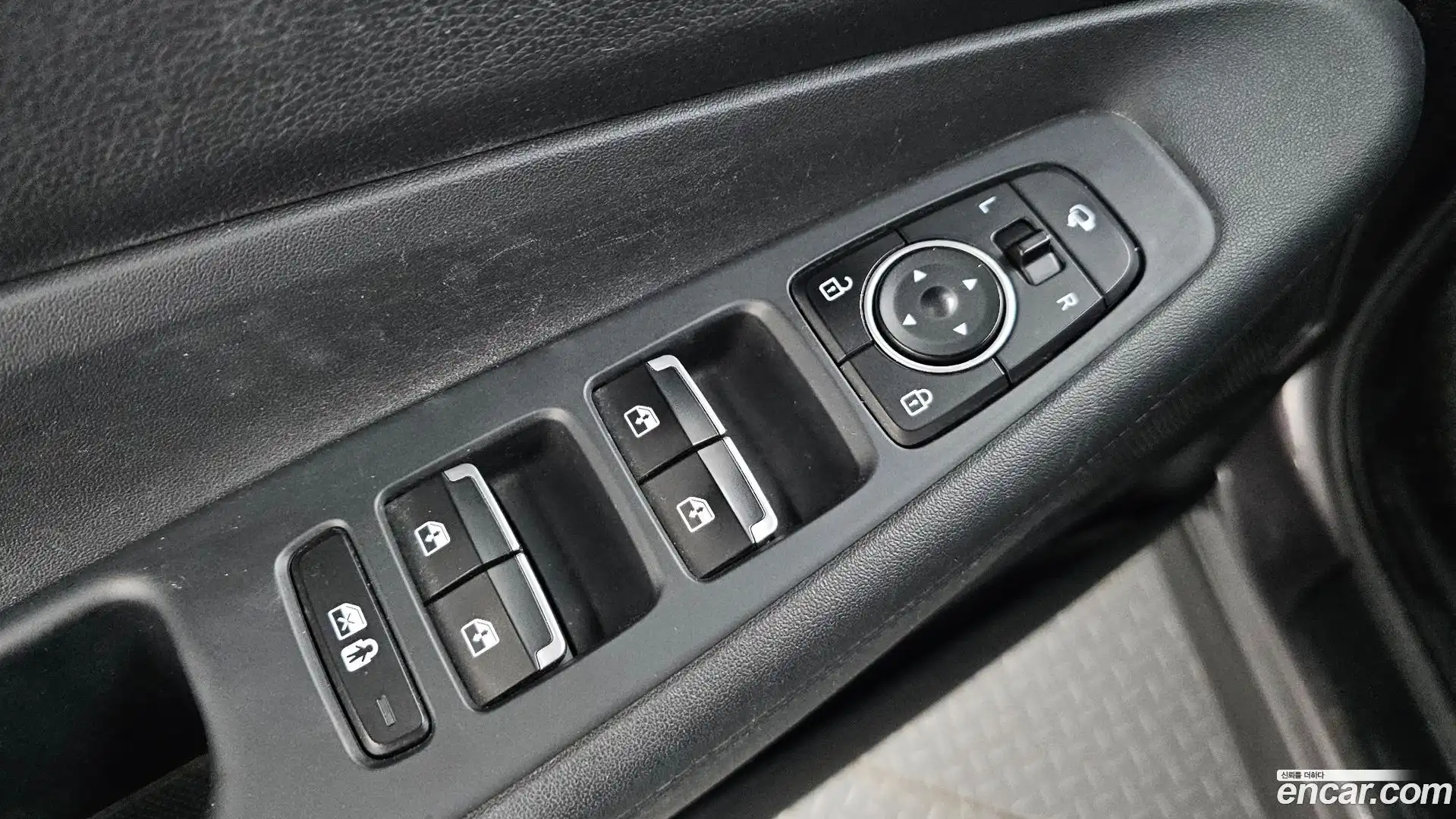 Santafe Hyundai 2022.9-OPTION-051
