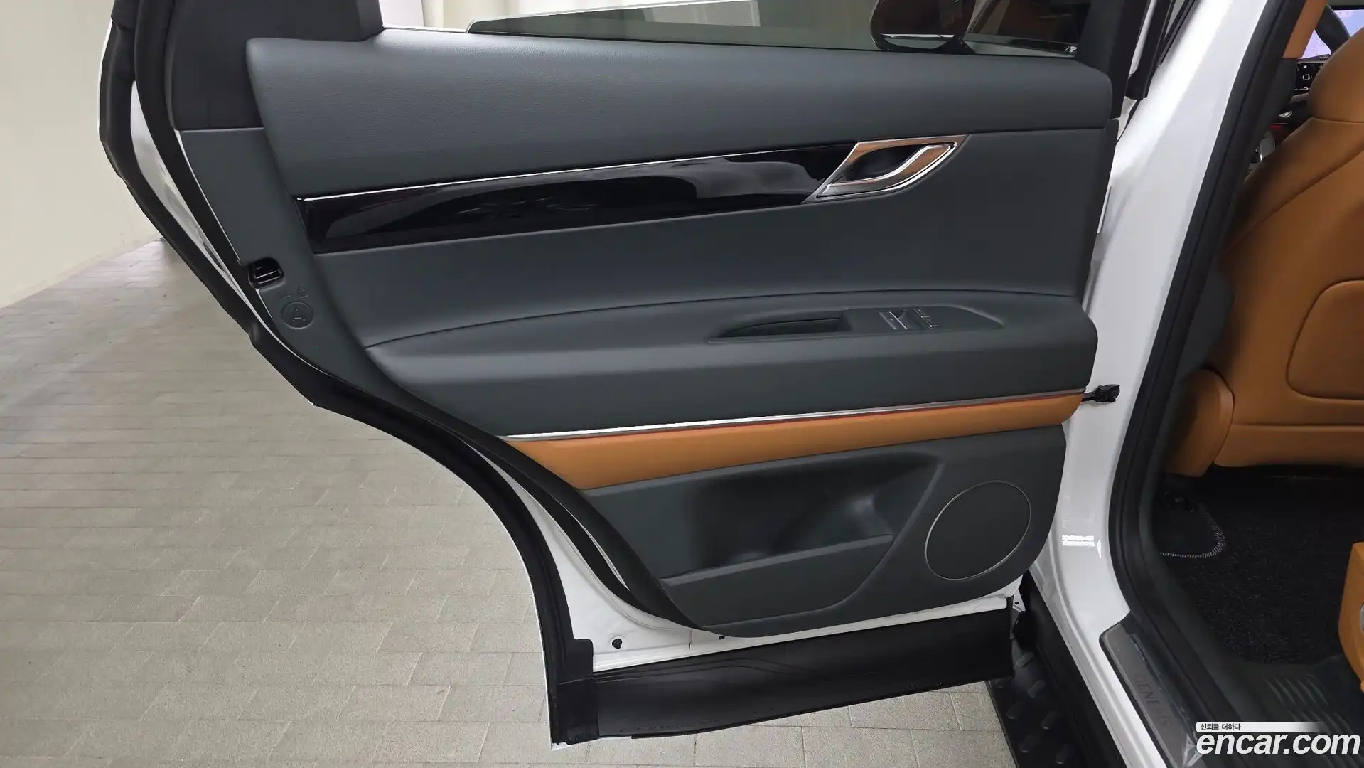 GV80 Genesis 2026.0-INNER-035