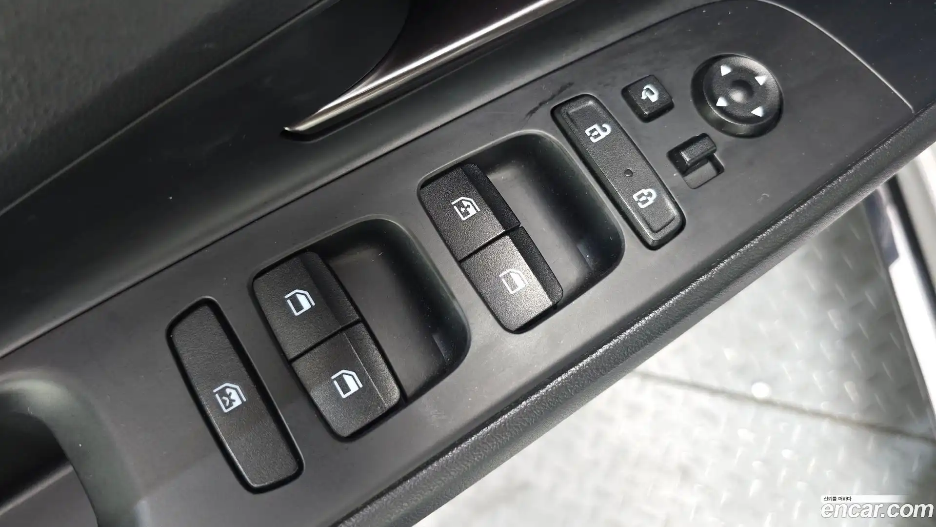 AVANTE Hyundai 2020.10-OPTION-018