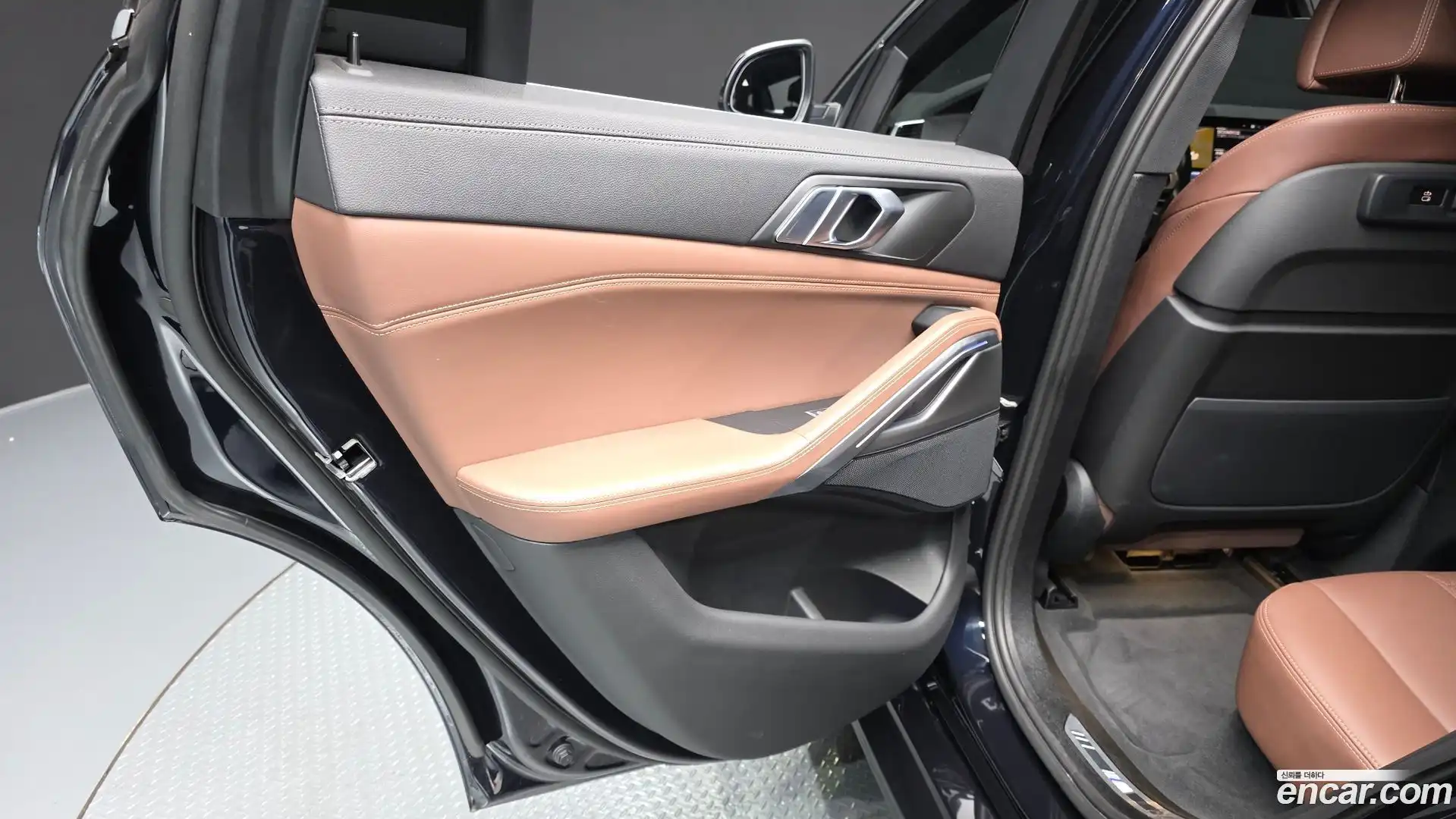 X6 BMW 2022.4-INNER-035