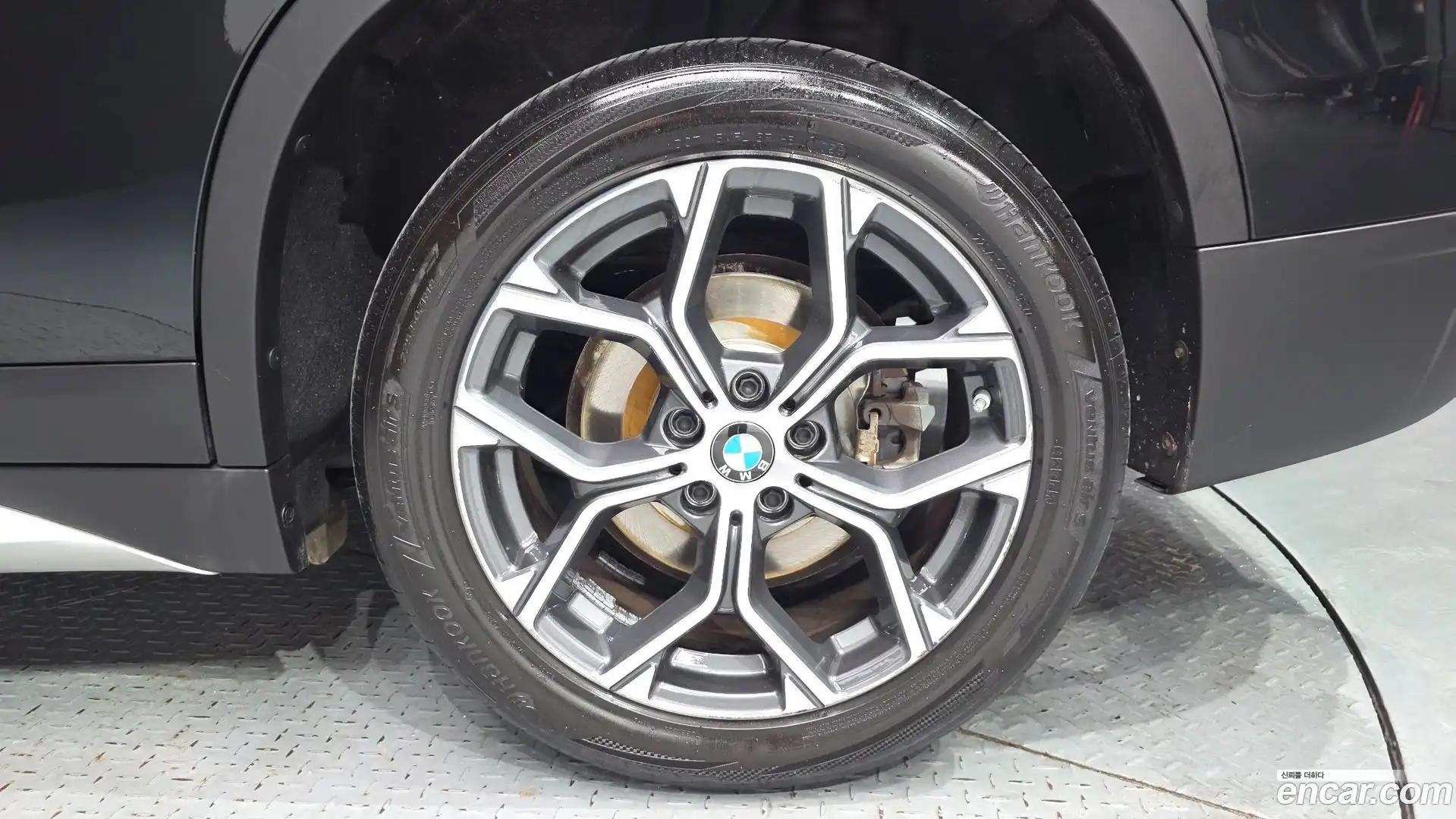 X1 BMW 2021.0-OUTER-031
