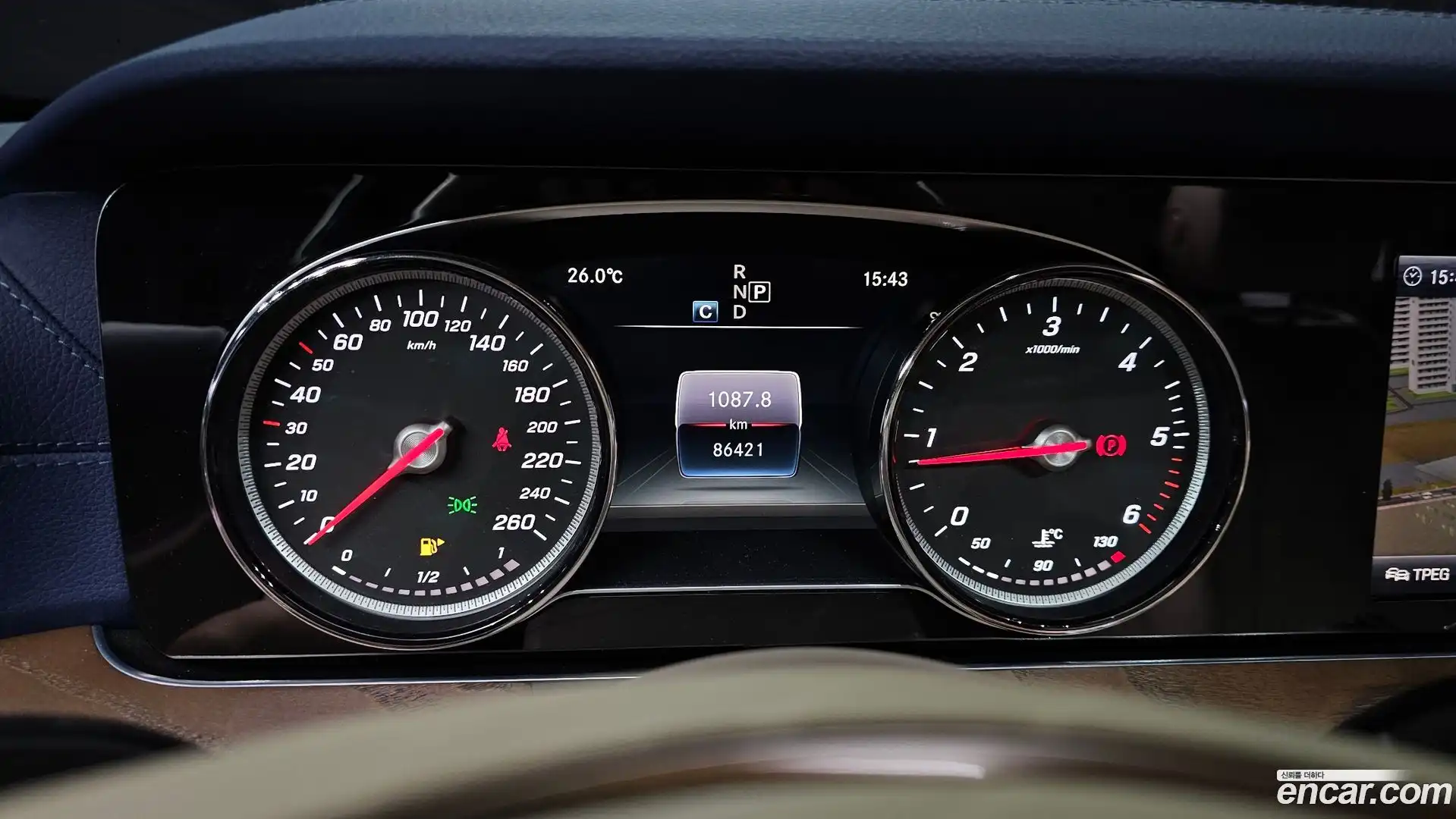 E-Class Mercedes-Benz 2018.5-INNER-008