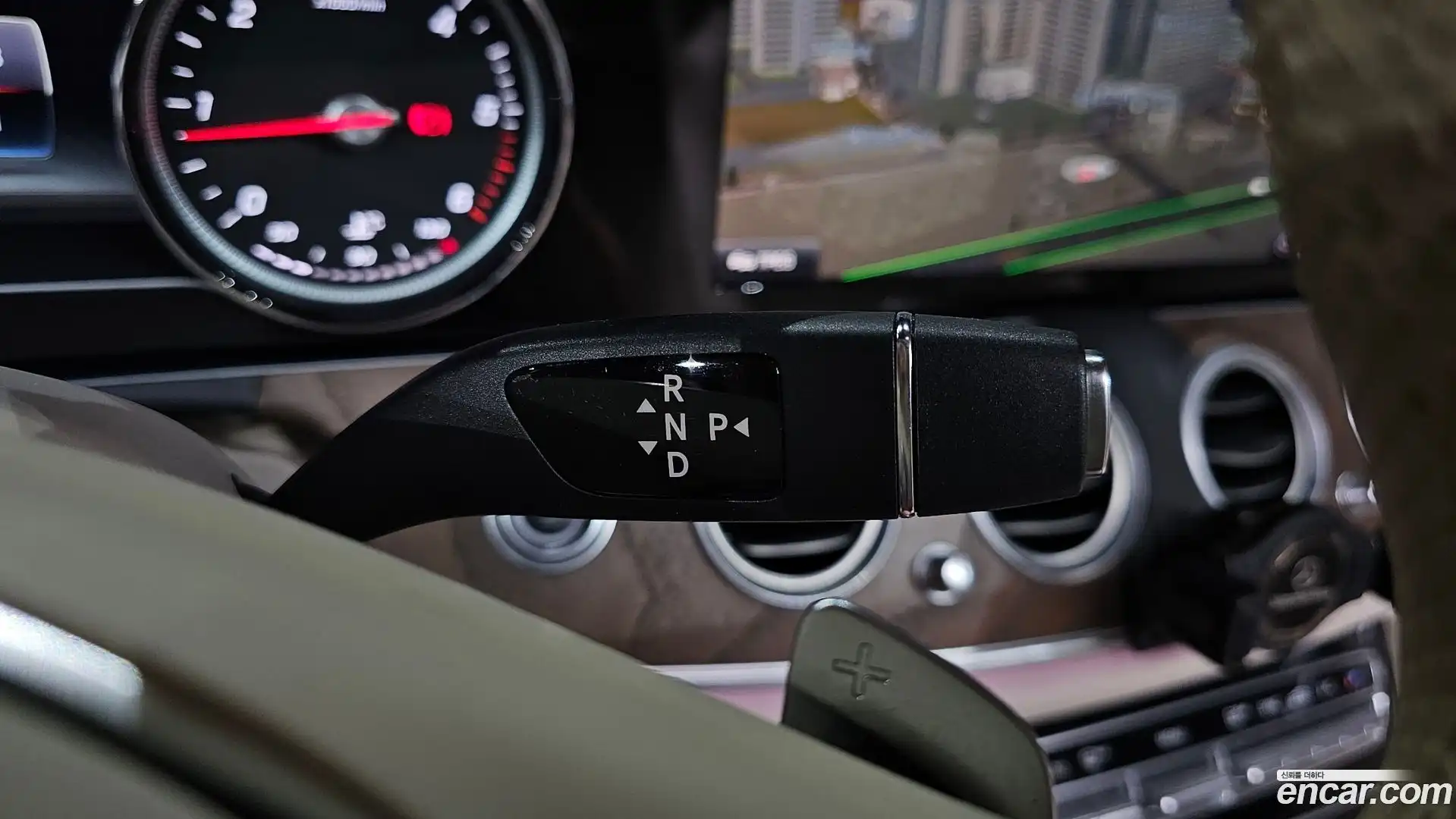 E-Class Mercedes-Benz 2018.5-INNER-009