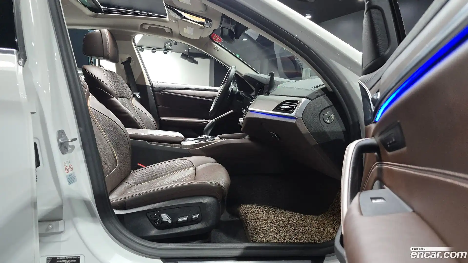 5-Series BMW 2018.5-INNER-036