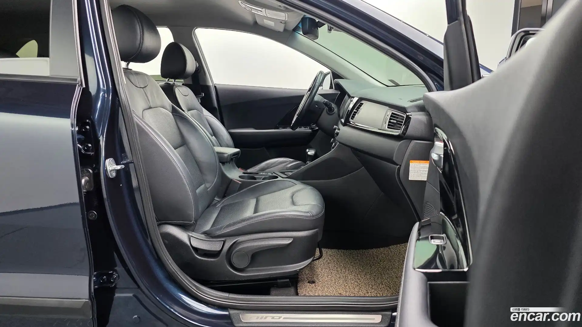 Niro Kia 2016.7-INNER-036