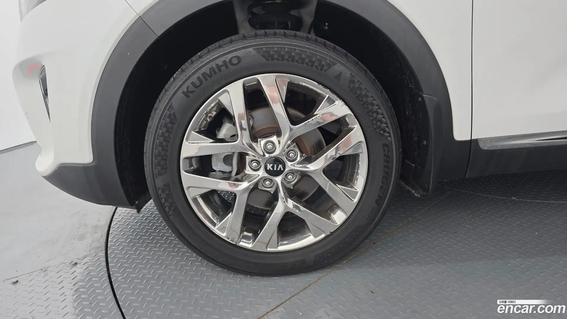 Sorento Kia 2019.4-OUTER-005