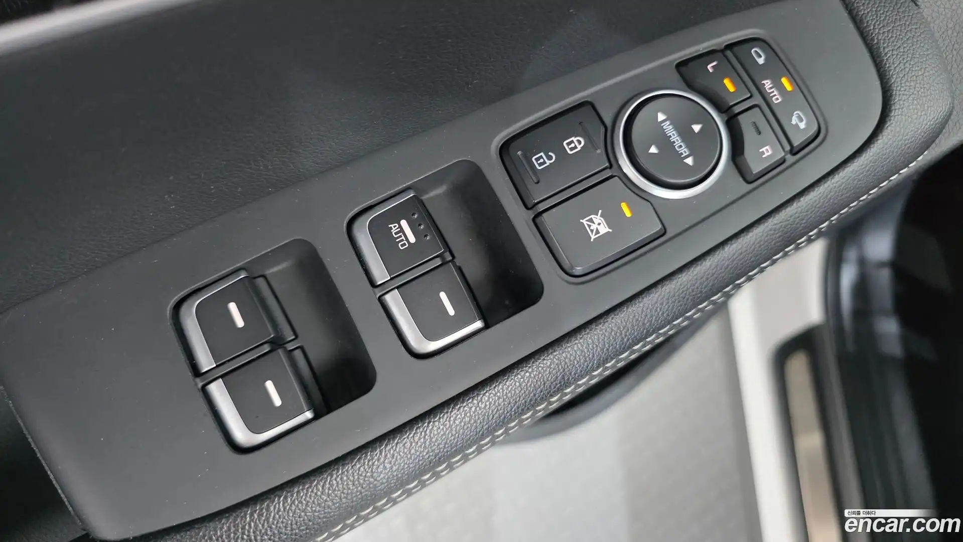 Sorento Kia 2019.4-OPTION-016