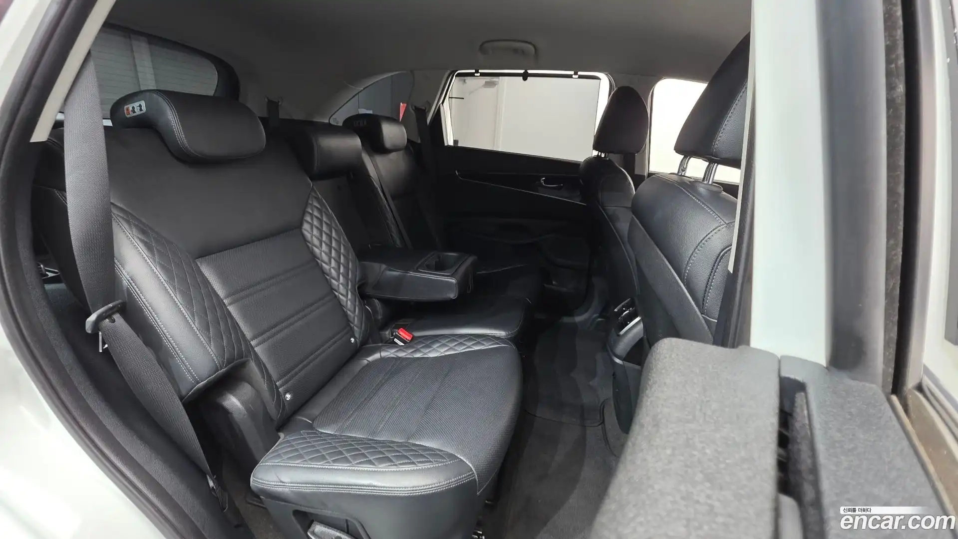 Sorento Kia 2019.4-OPTION-022