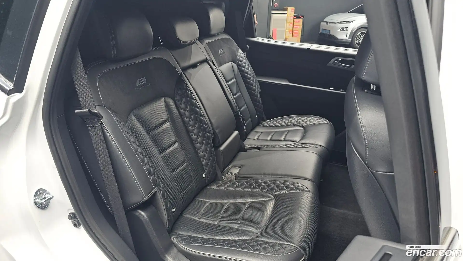 Rexton KG Mobility 2021.3-INNER-036
