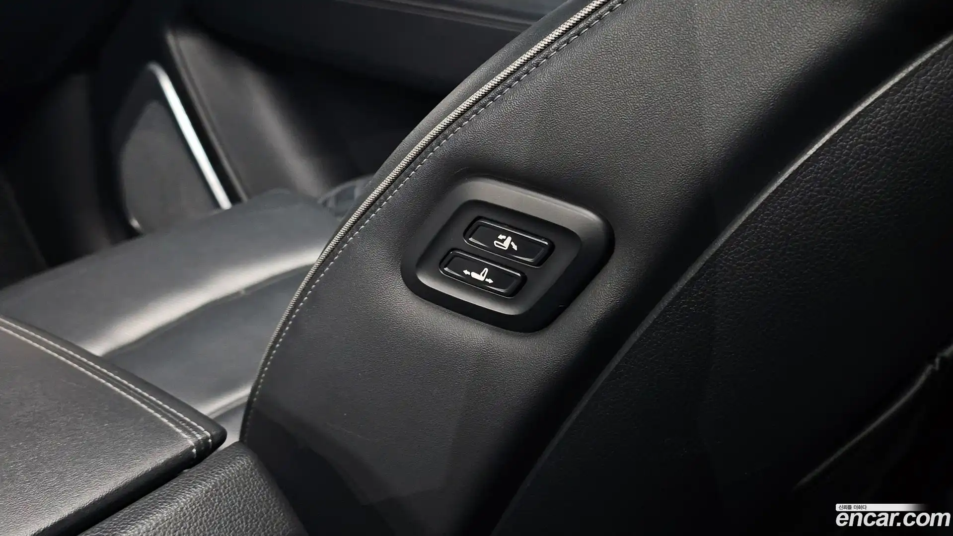 Rexton KG Mobility 2021.3-OPTION-043