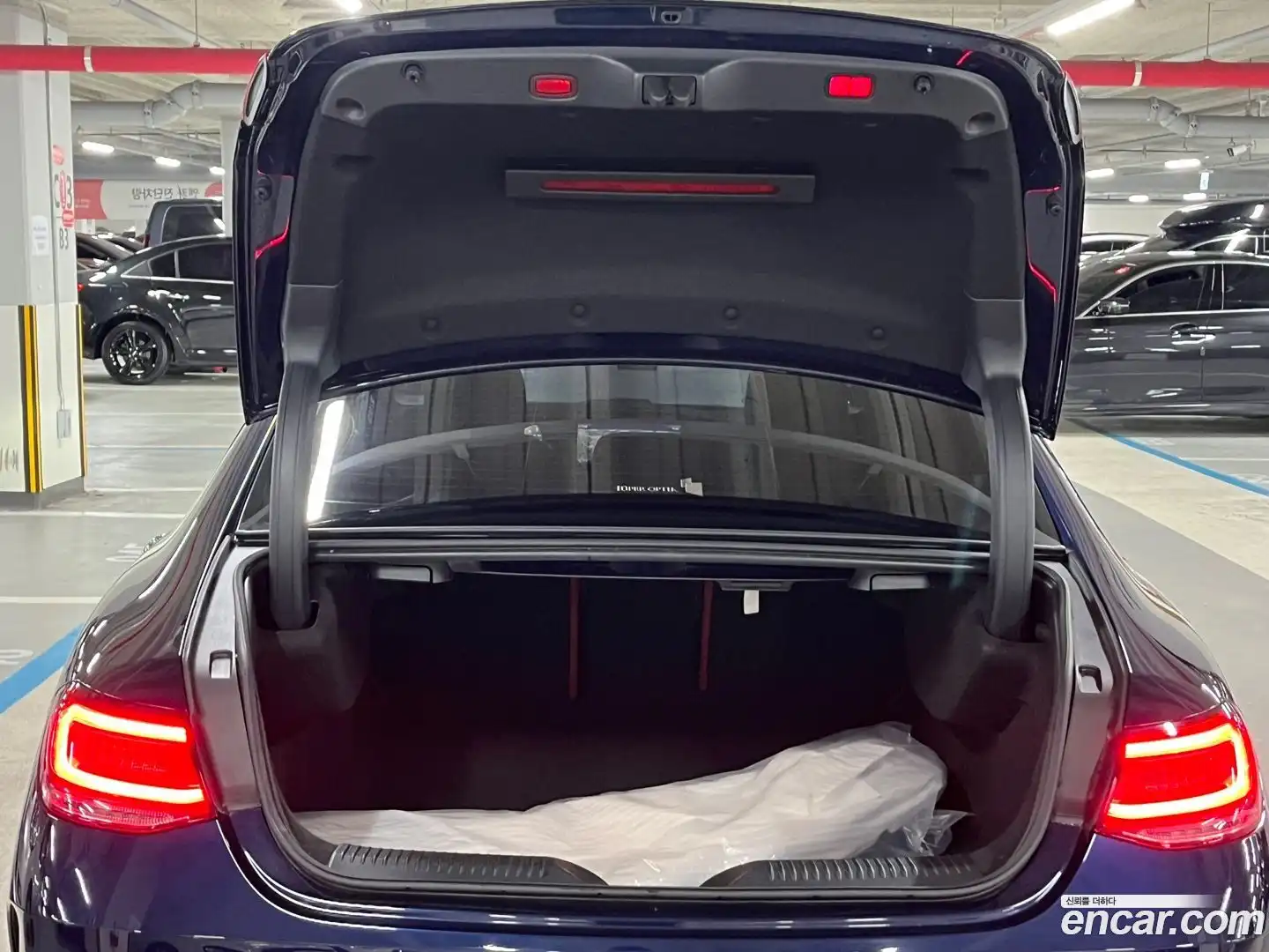 CLS-Class Mercedes-Benz 2020.4-INNER-007