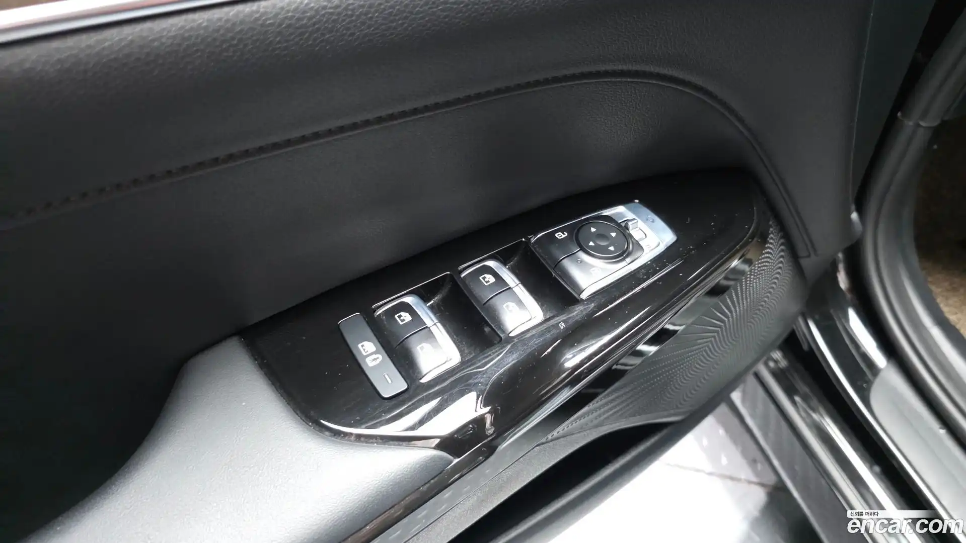 K5 Kia 2023.9-OPTION-041