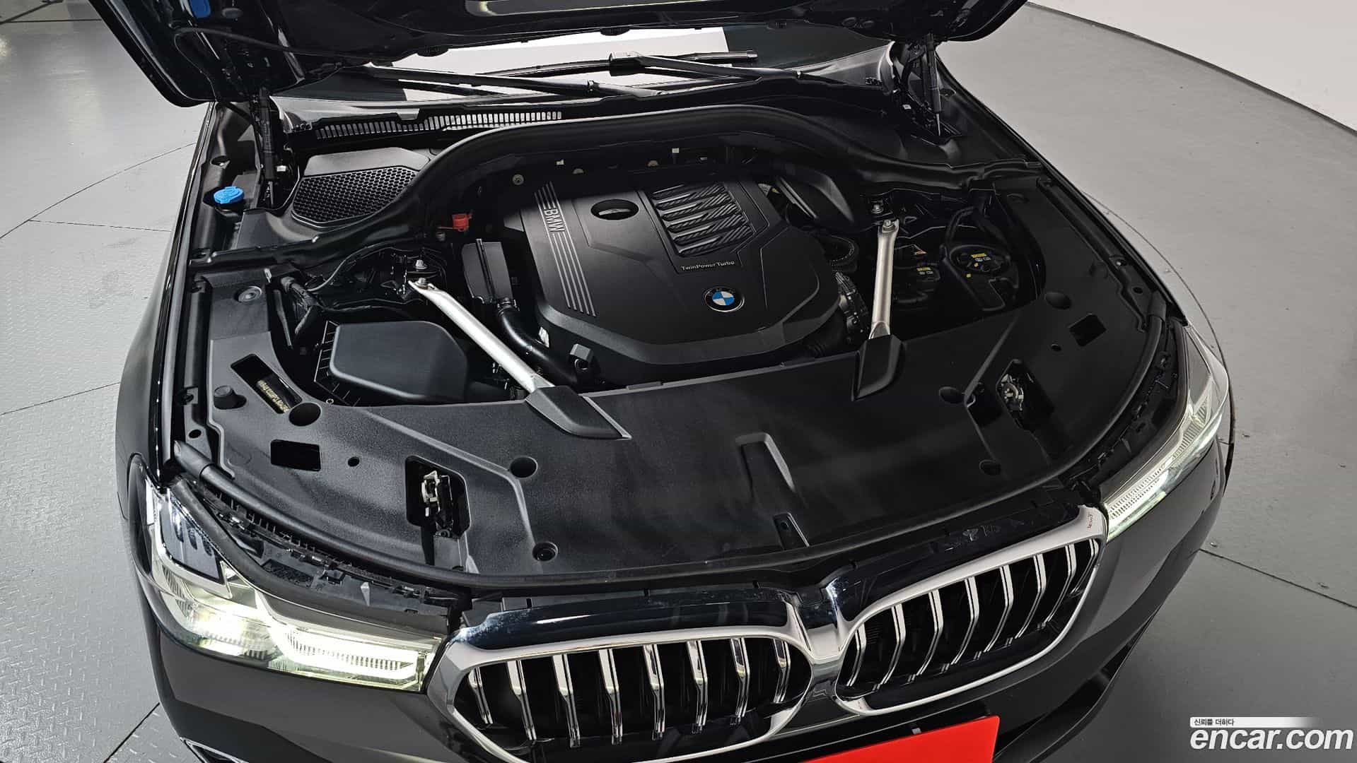 Gran Turismo BMW 2023.1-OUTER-006