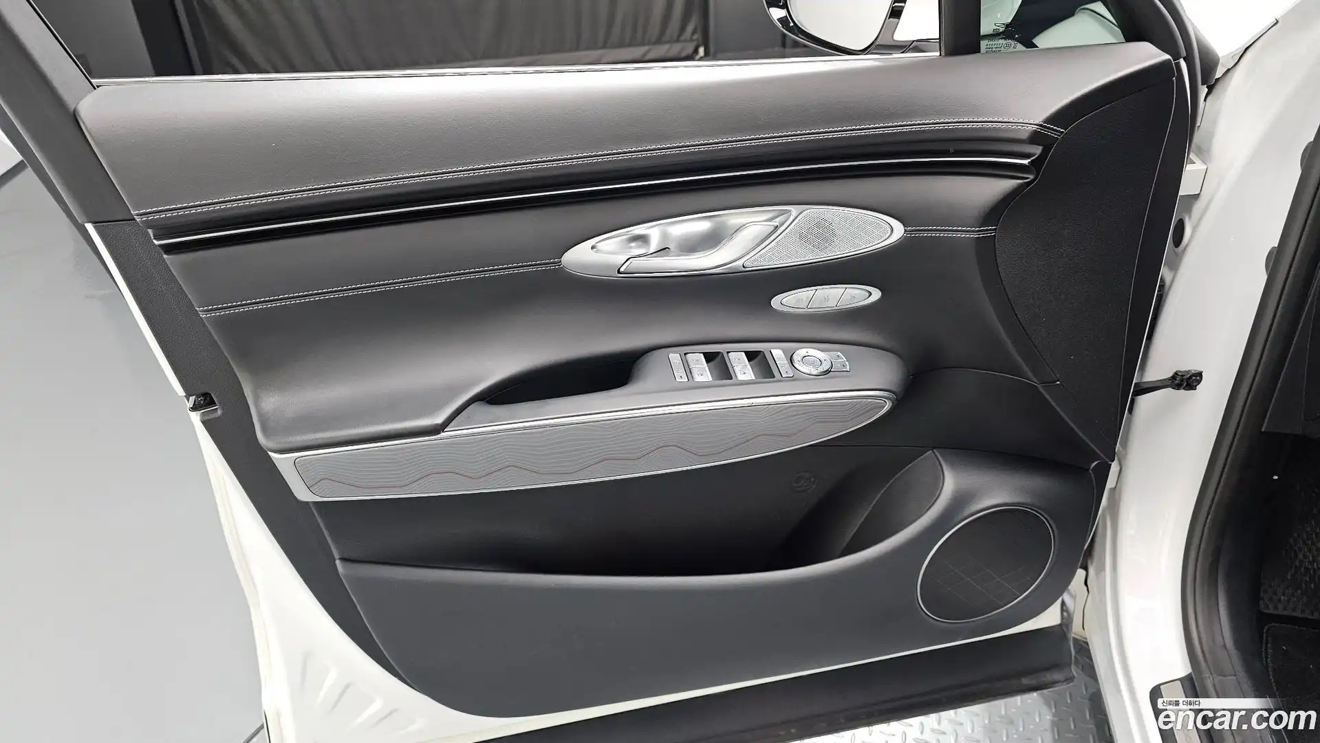 GV70 Genesis 2021.0-INNER-034