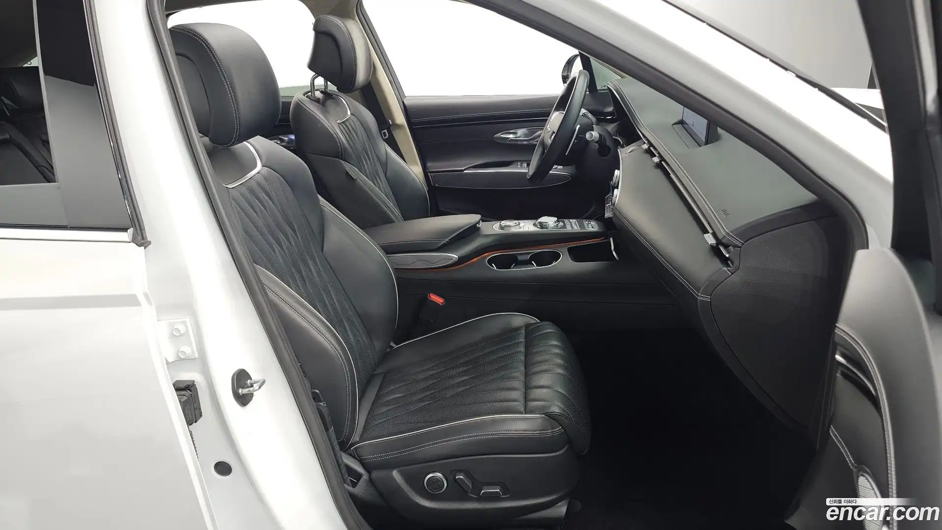 GV70 Genesis 2021.0-INNER-036