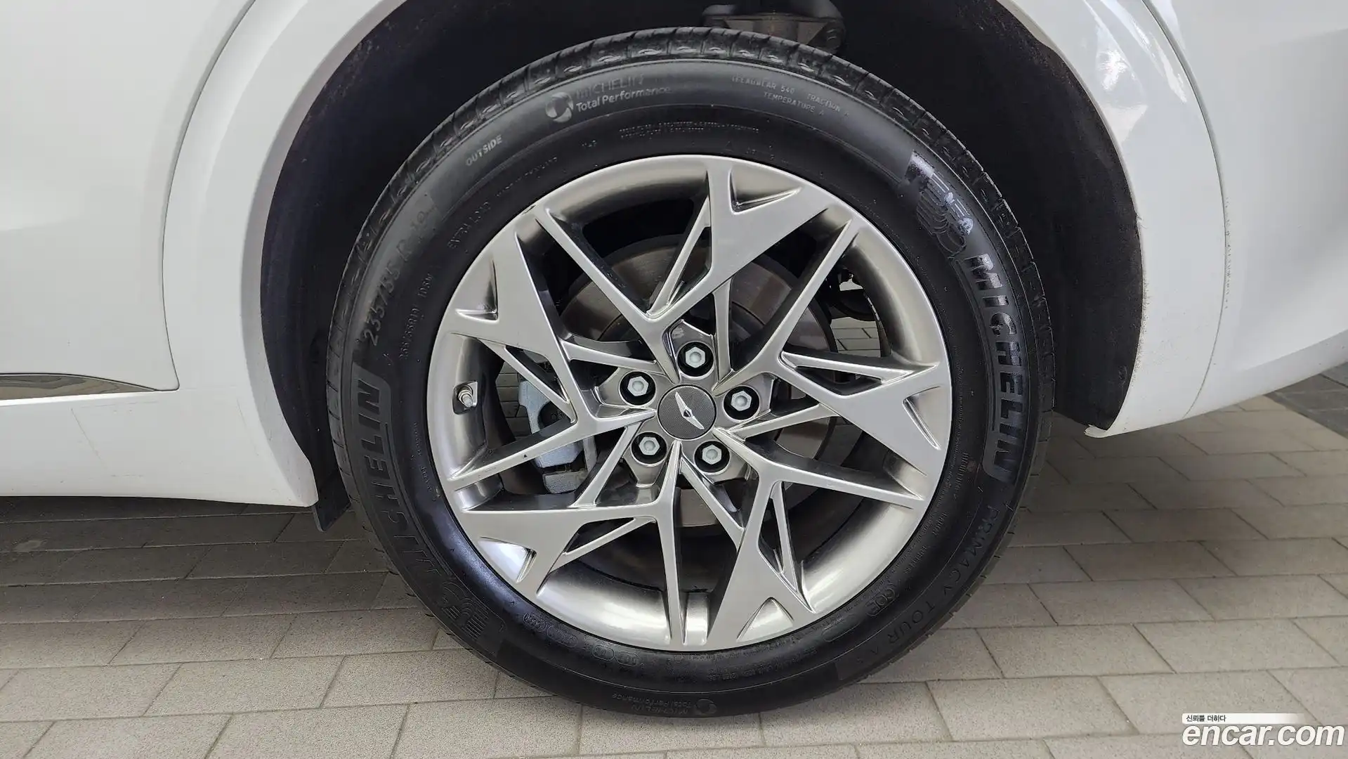 GV70 Genesis 2021.9-OUTER-031