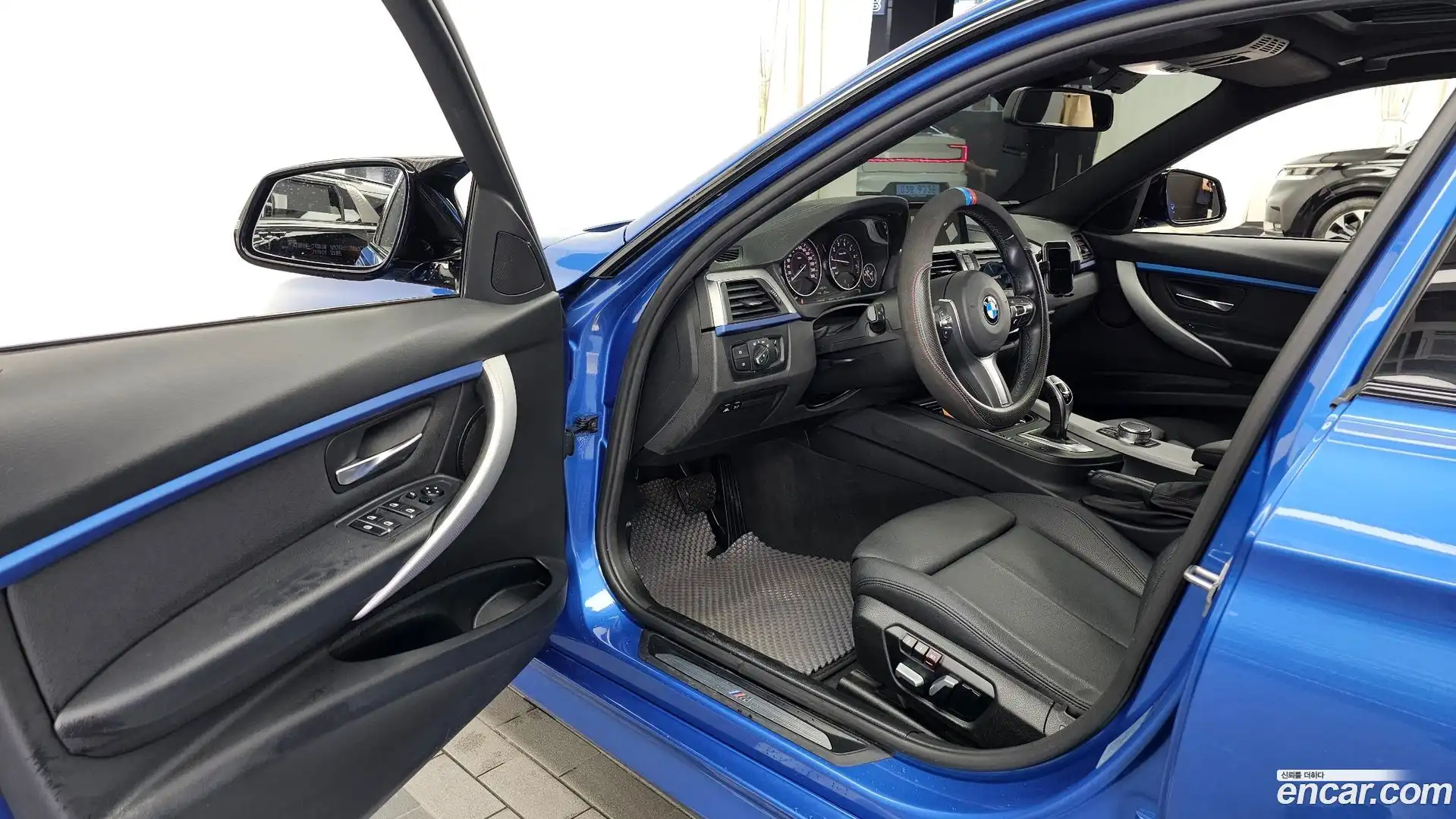 3-Series BMW 2018.1-INNER-010