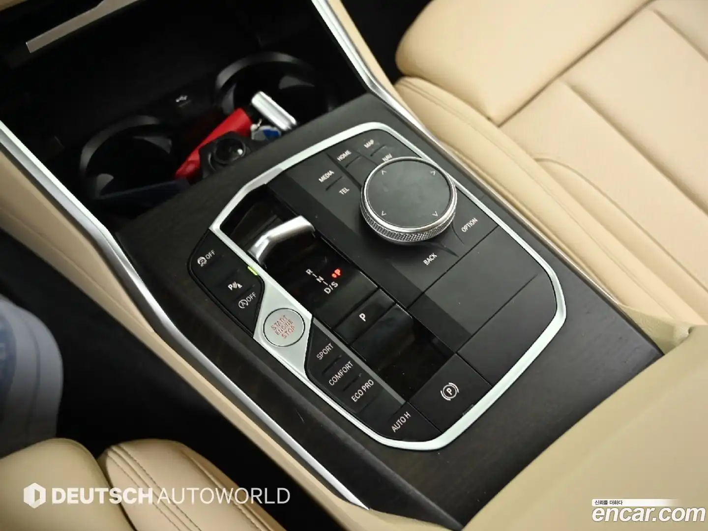 3-Series BMW 2022.11-INNER-009