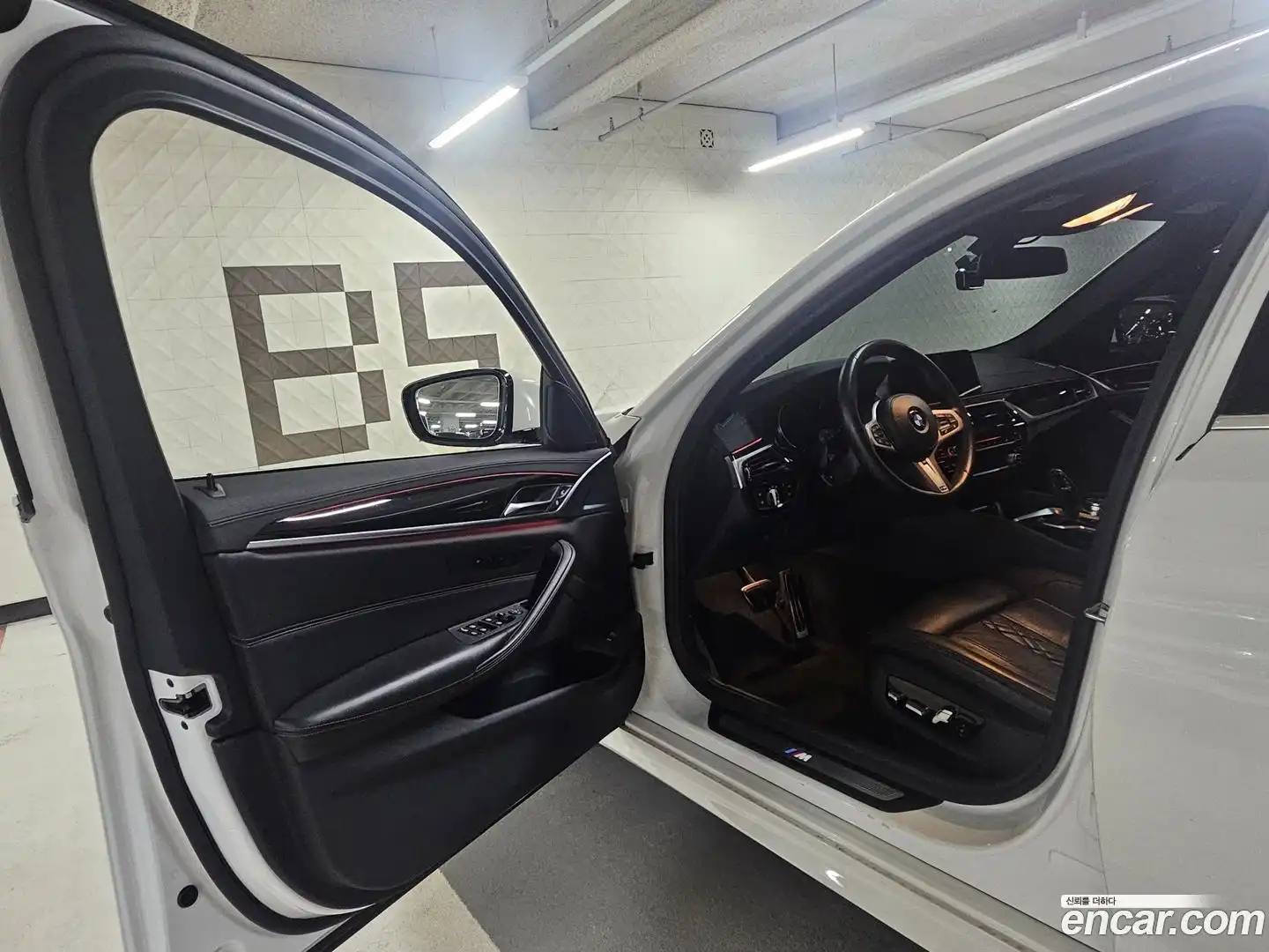 5-Series BMW 2018.4-OUTER-006