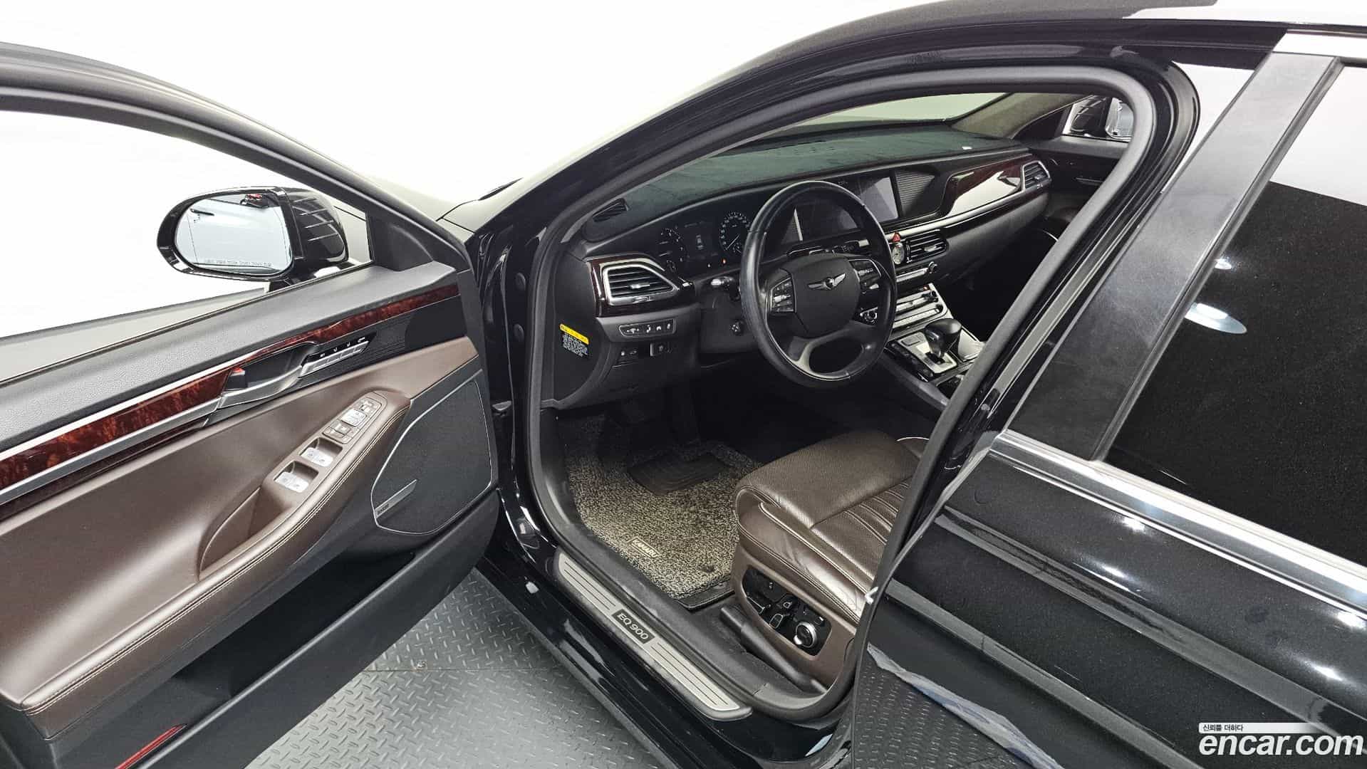 EQ900 Genesis 2016.5-OPTION-015