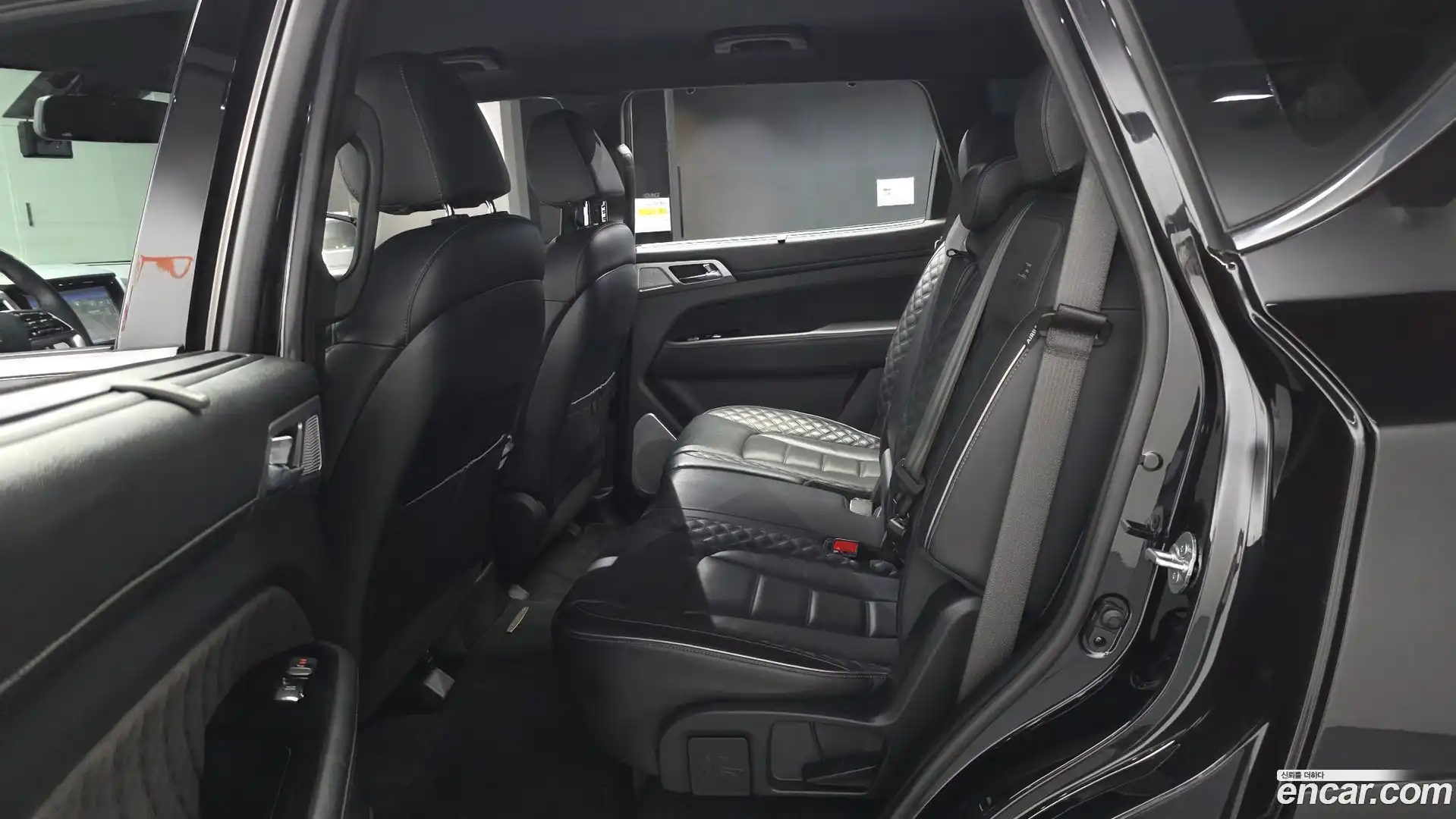 Rexton KG Mobility 2022.10-OPTION-016