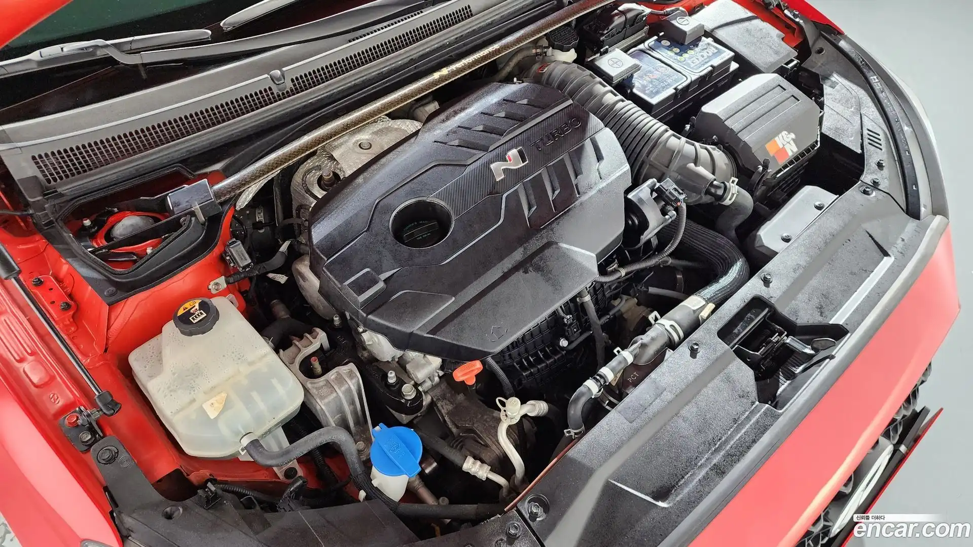 Veloster Hyundai 2020.4-OUTER-006