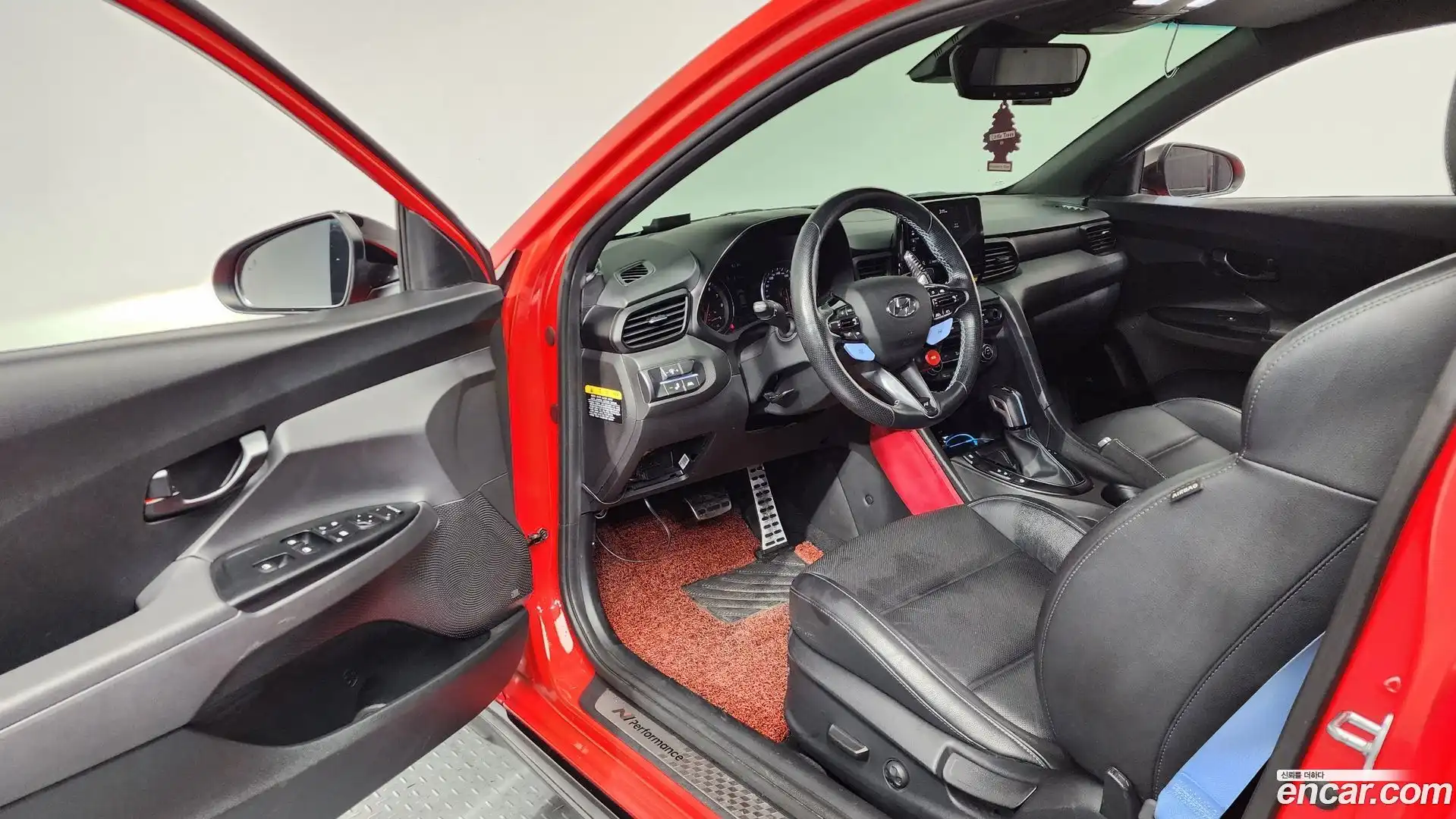 Veloster Hyundai 2020.4-INNER-010