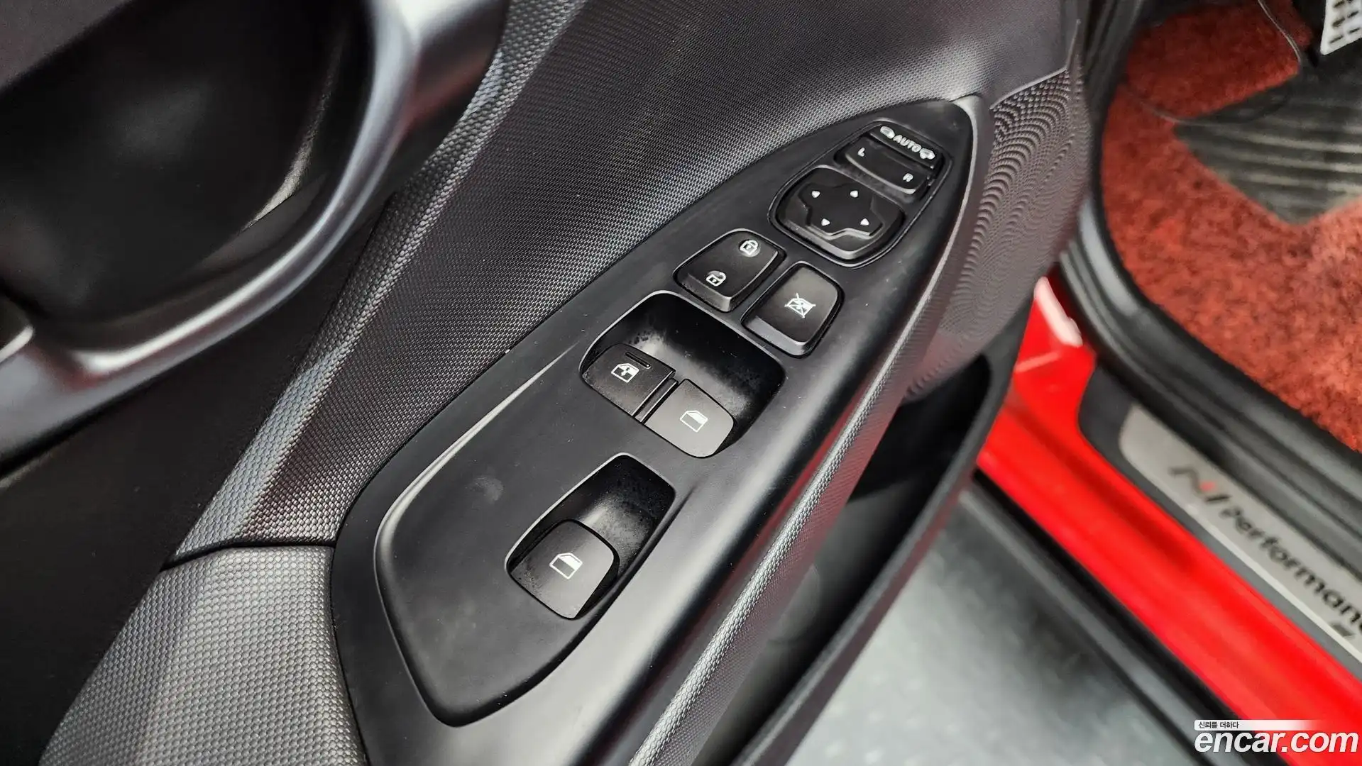 Veloster Hyundai 2020.4-OPTION-021