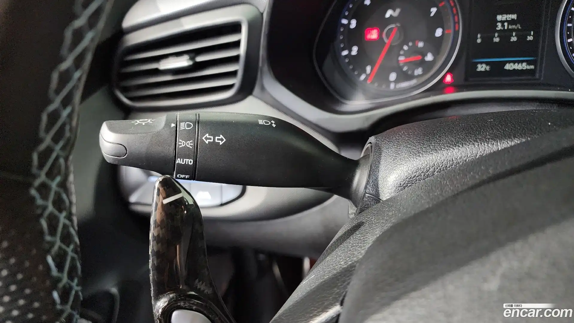 Veloster Hyundai 2020.4-OPTION-022
