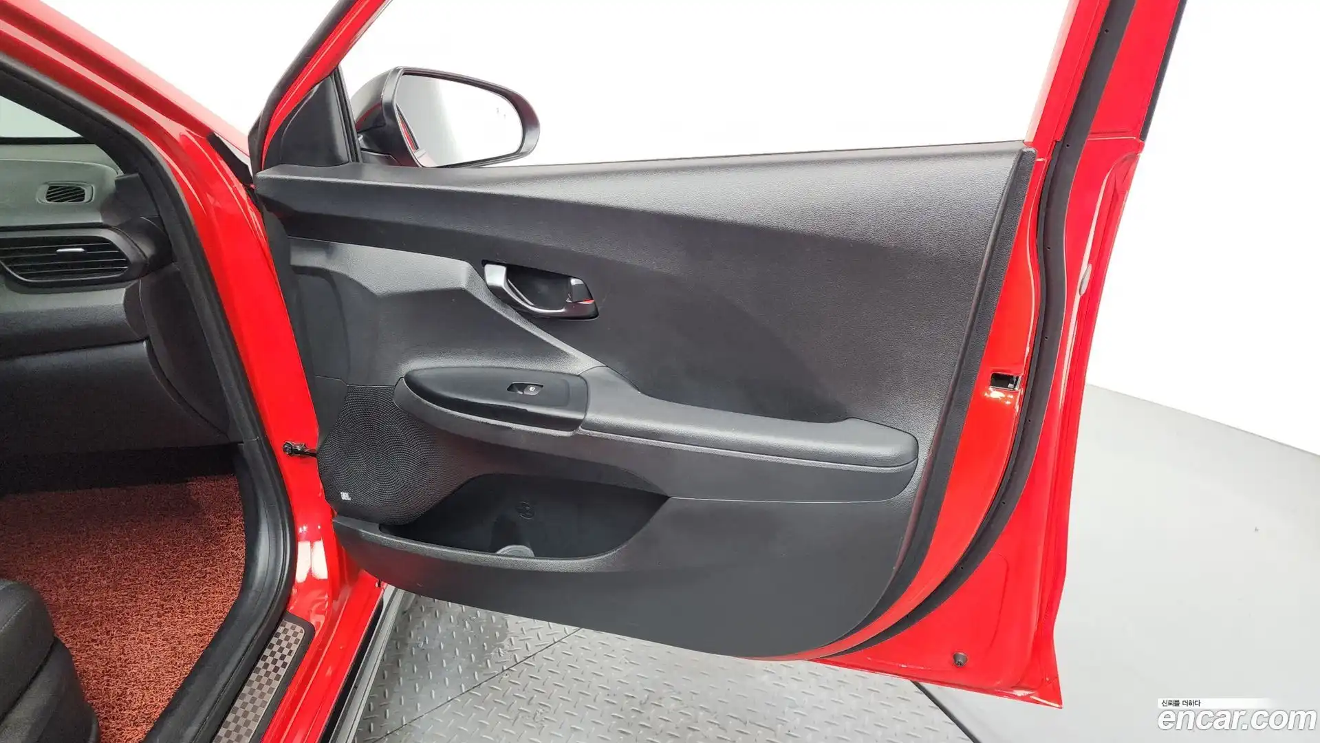 Veloster Hyundai 2020.4-INNER-034