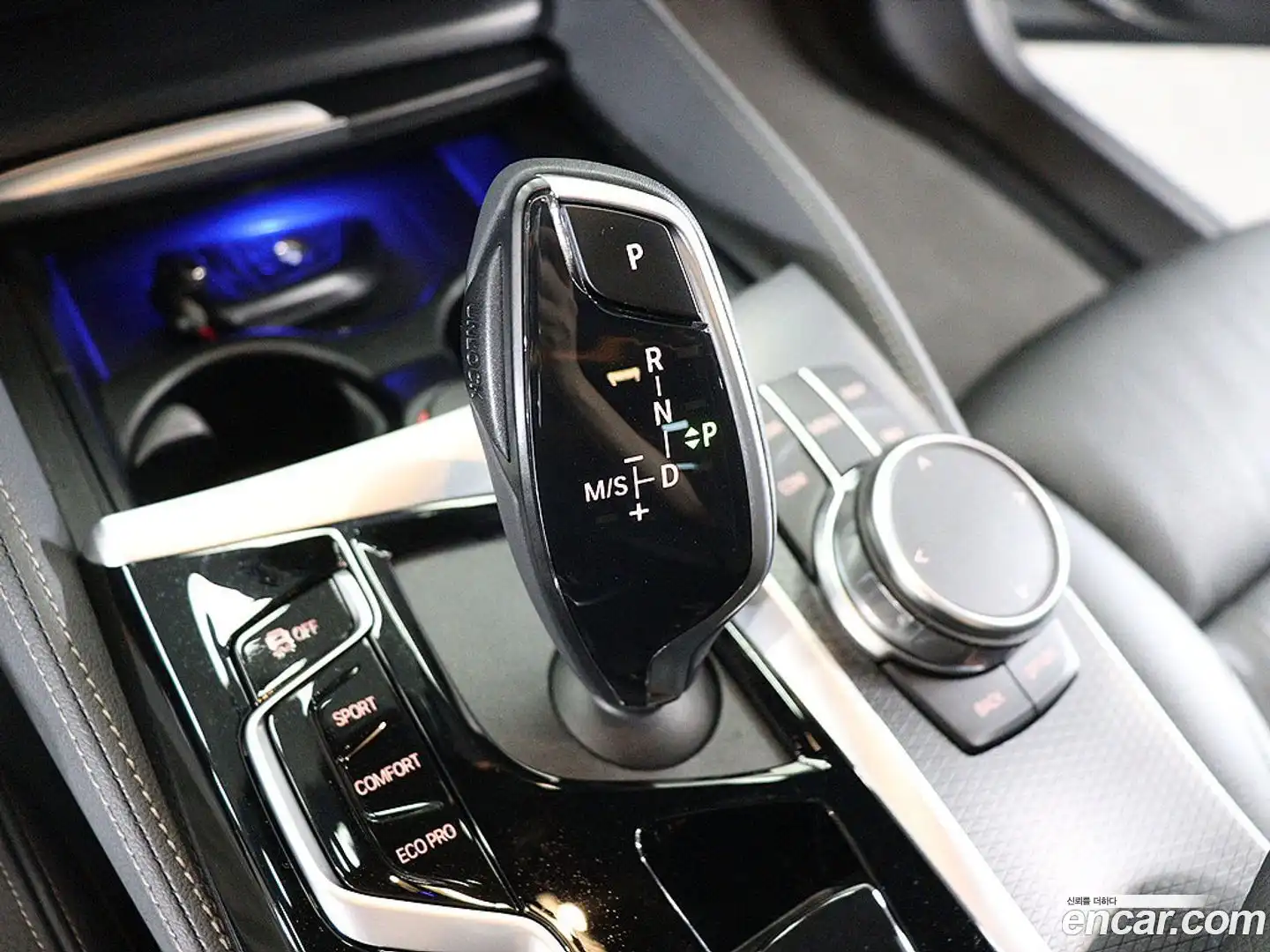5-Series BMW 2023.3-INNER-008