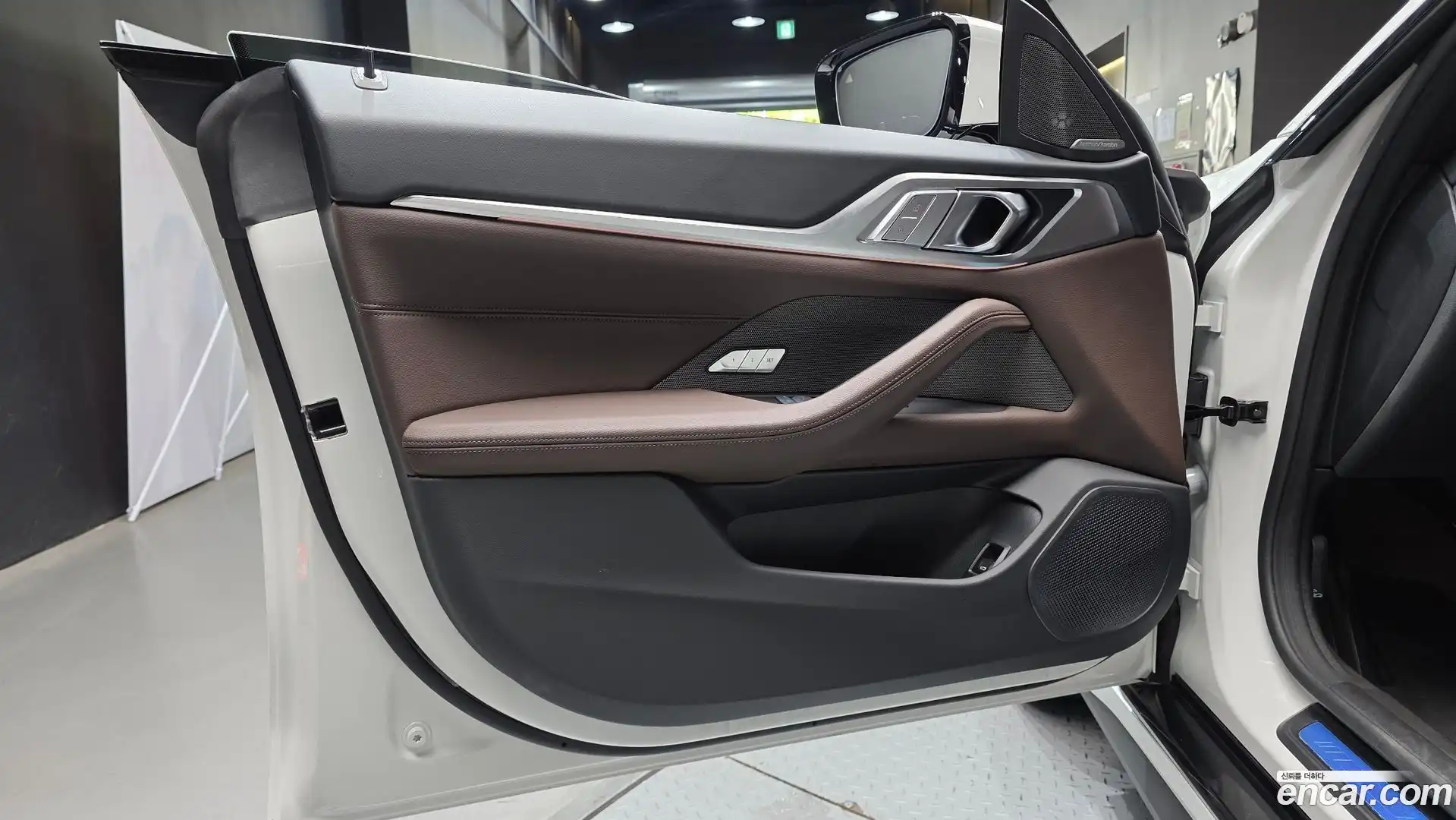 i4 BMW 2025.9-INNER-034