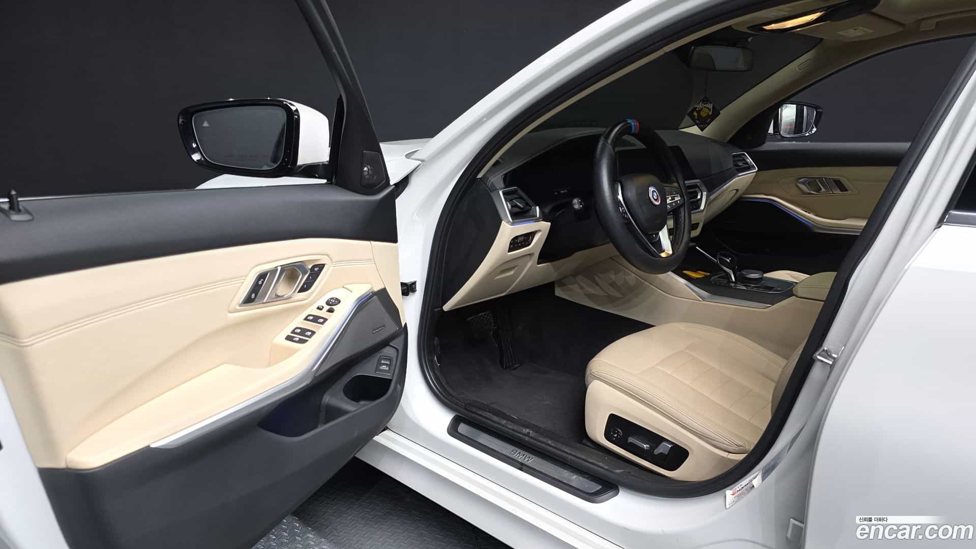 3-Series BMW 2020.3-INNER-010