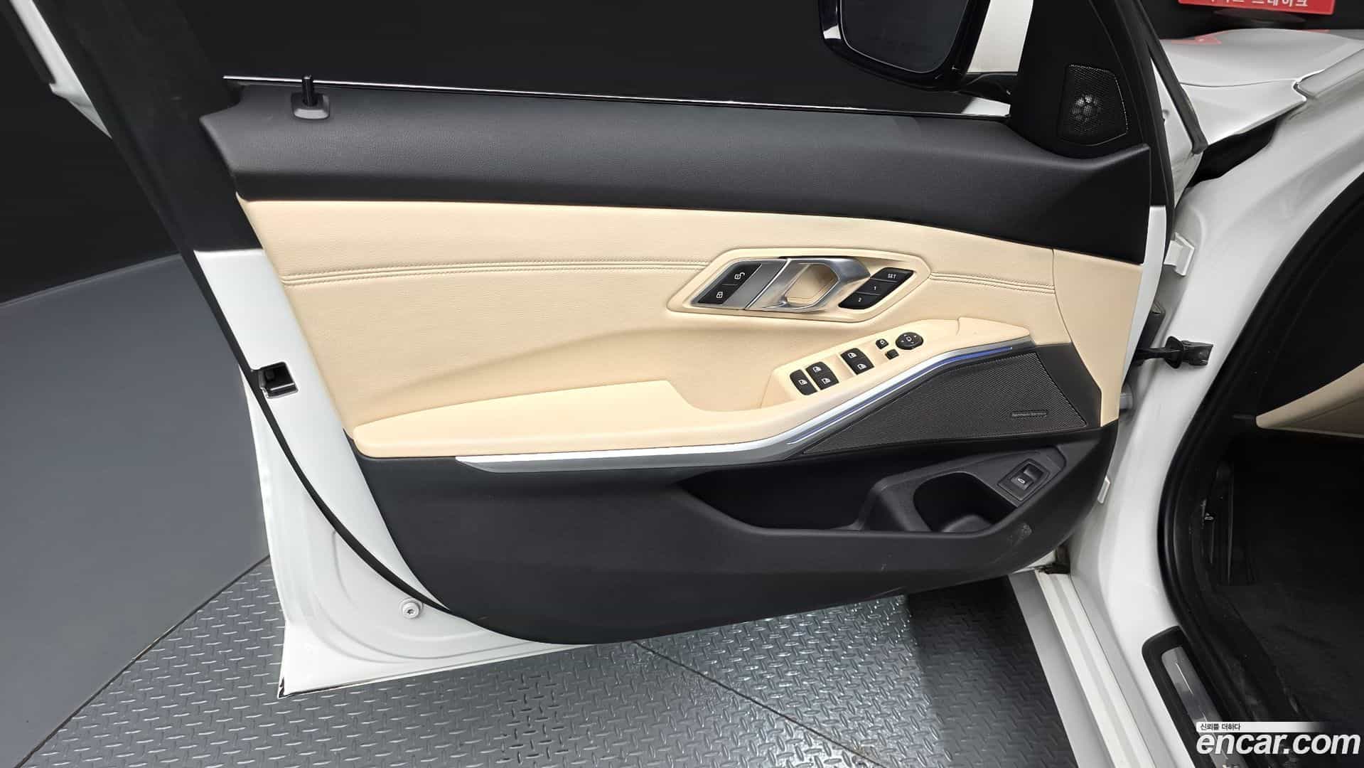 3-Series BMW 2020.3-INNER-034