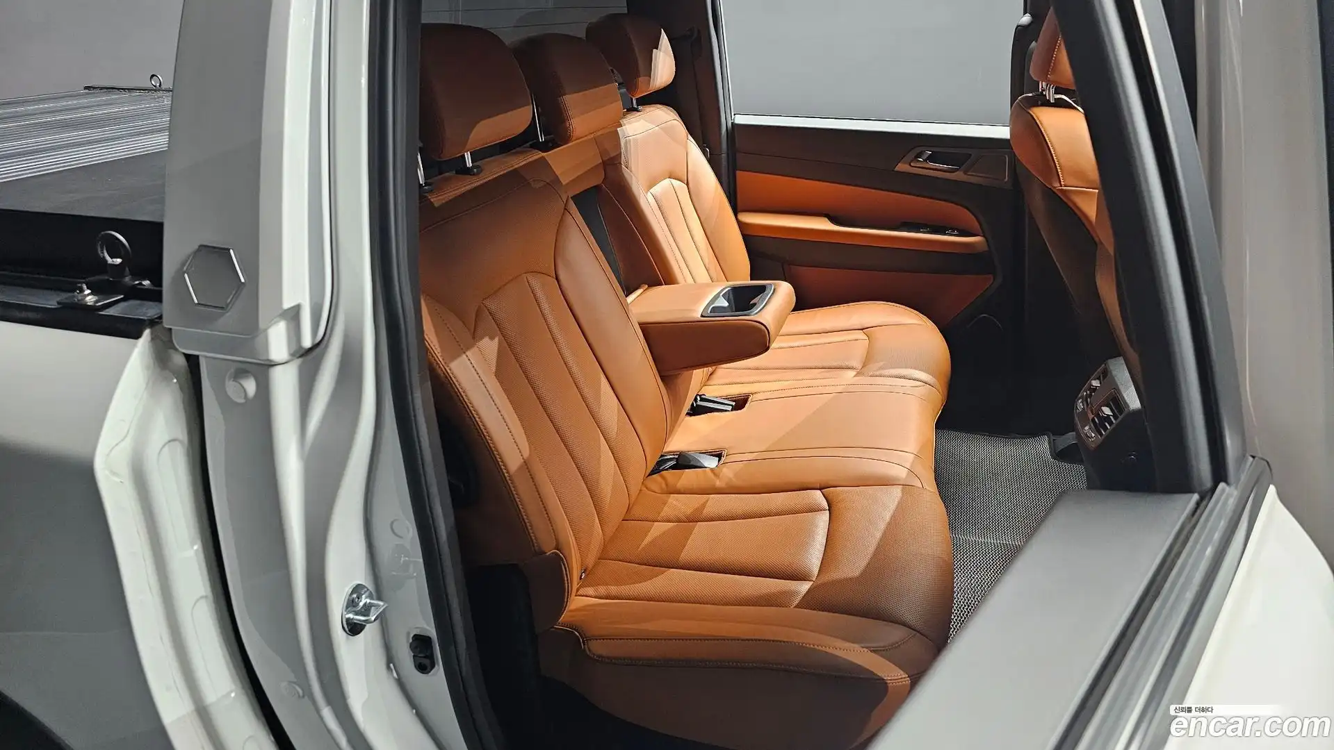 Rexton KG Mobility 2023.0-OPTION-015