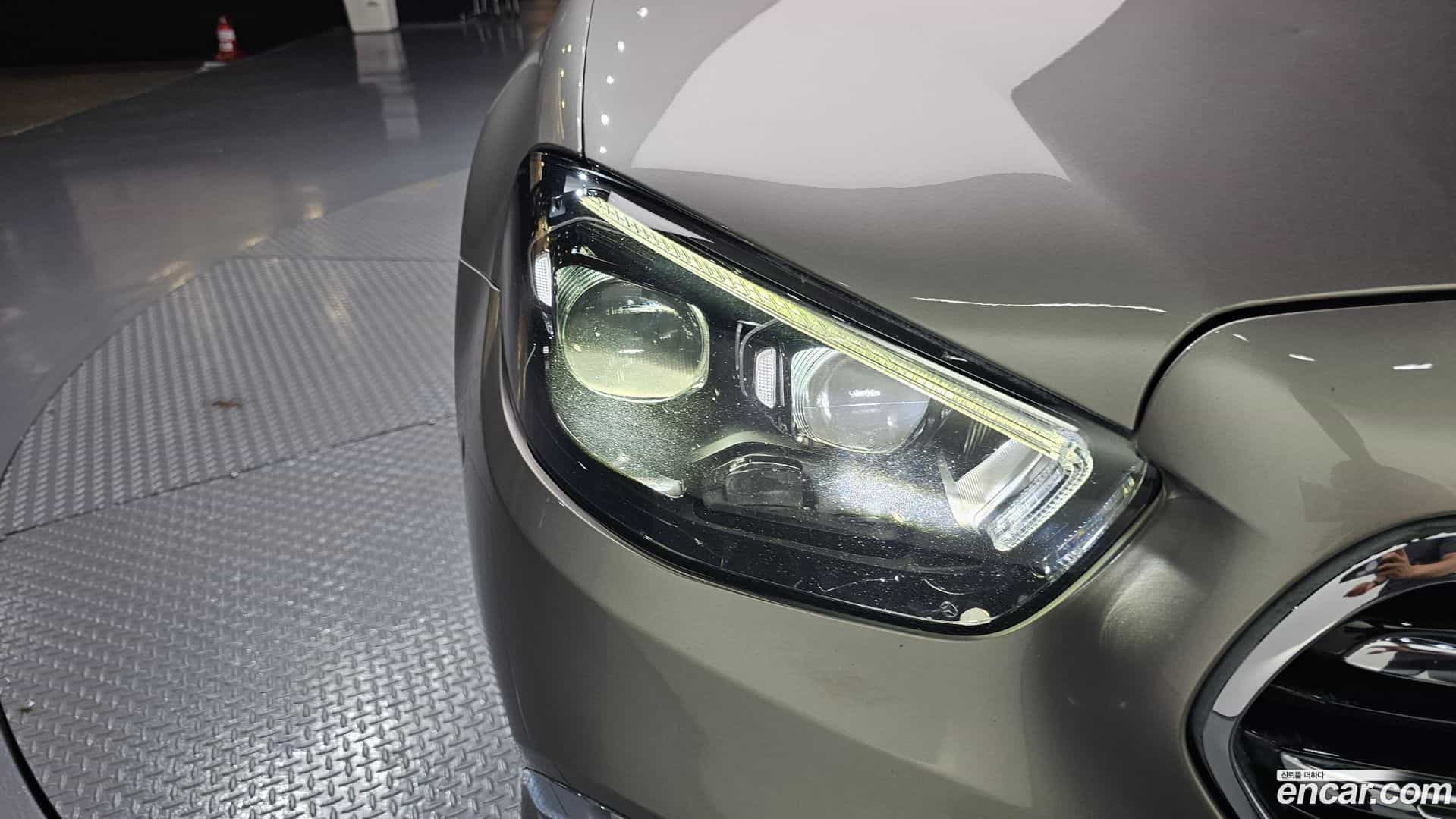 E-Class Mercedes-Benz 2021.6-OUTER-032