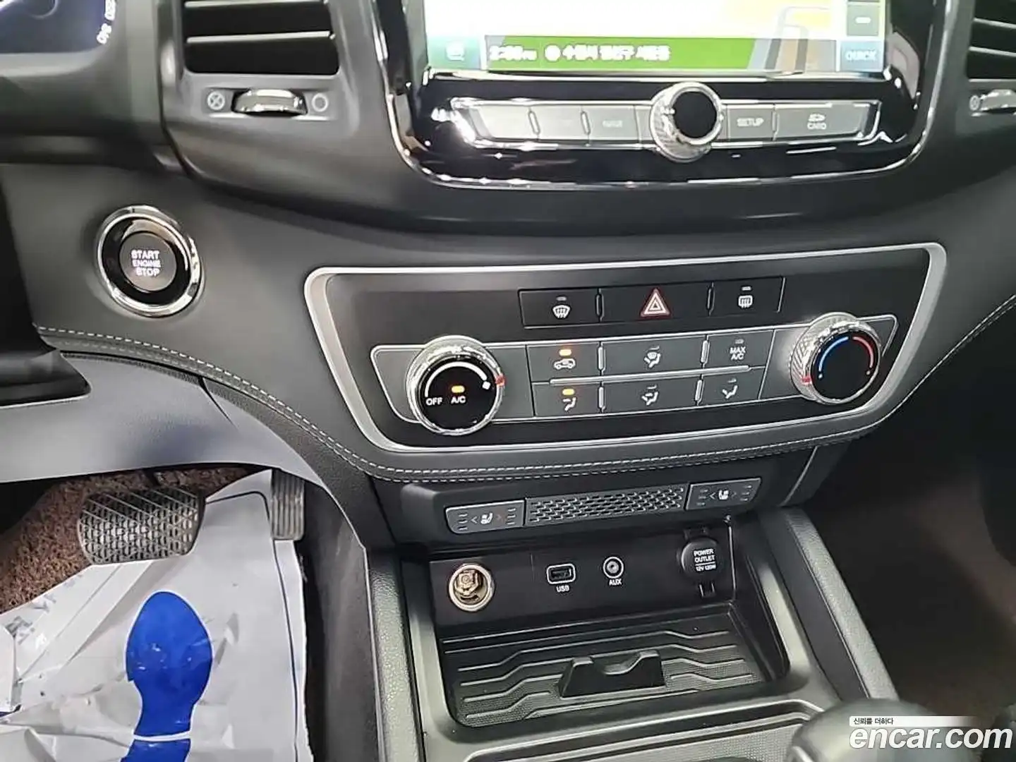 Rexton KG Mobility 2020.4-INNER-010