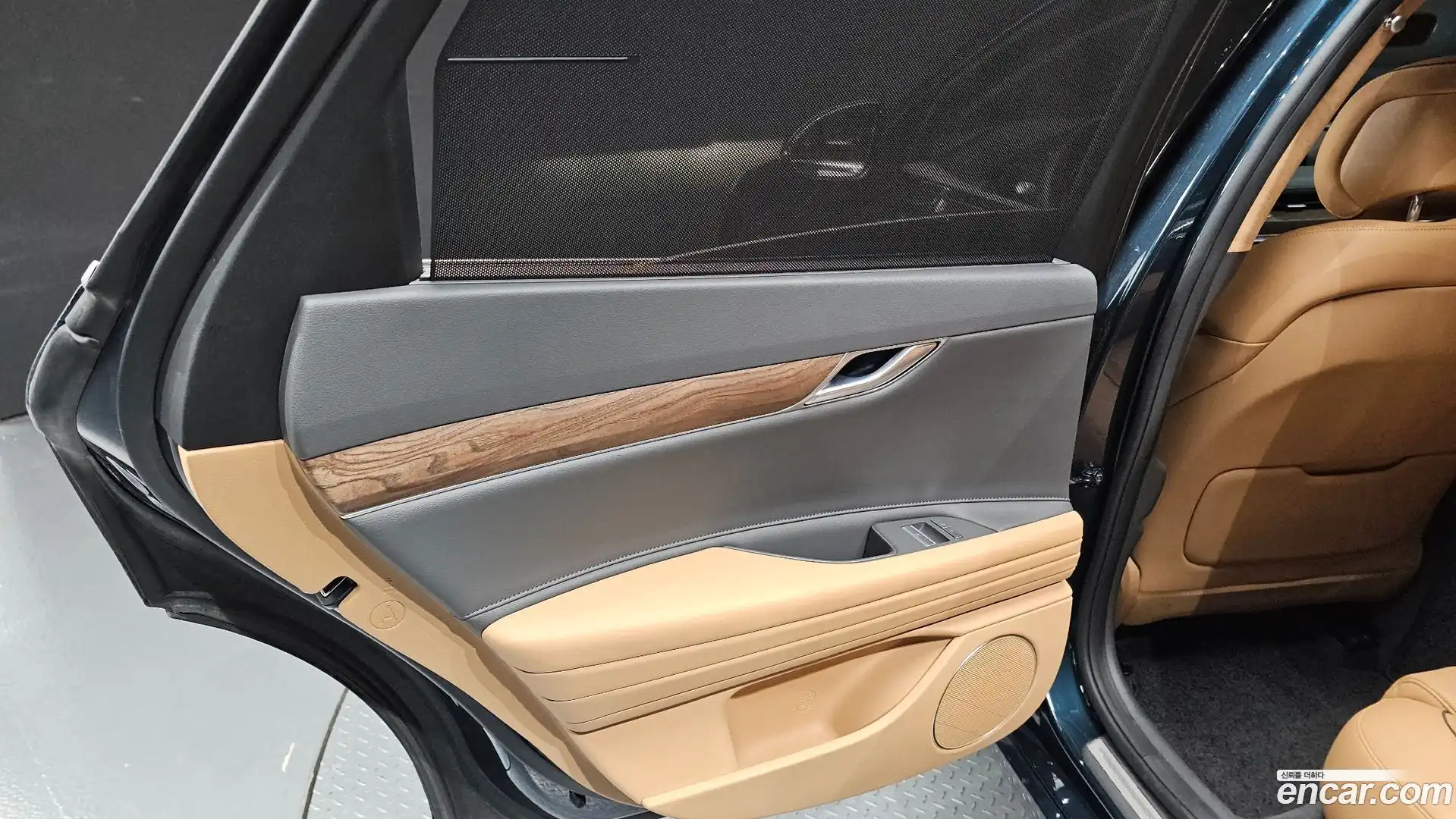 G80 Genesis 2022.5-INNER-035