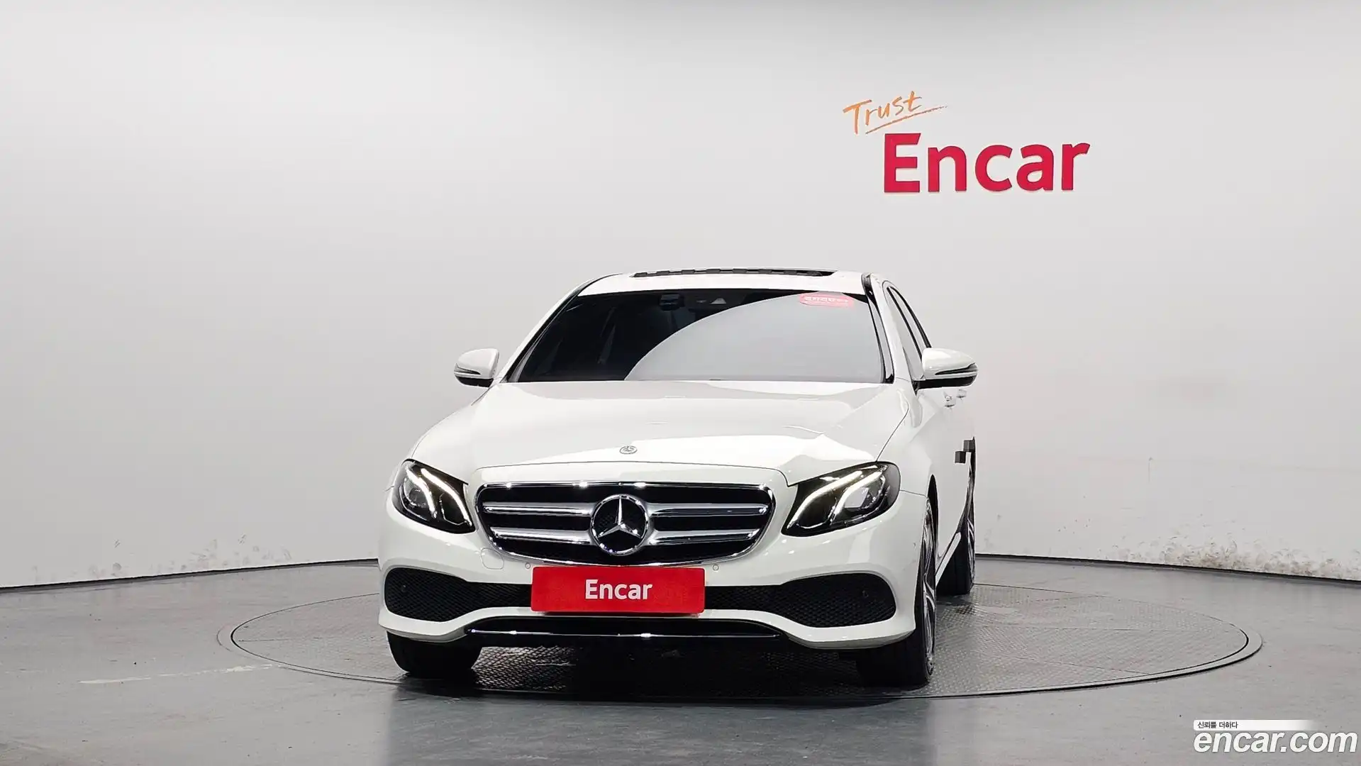 E-Class Mercedes-Benz 2018.9-OUTER-003
