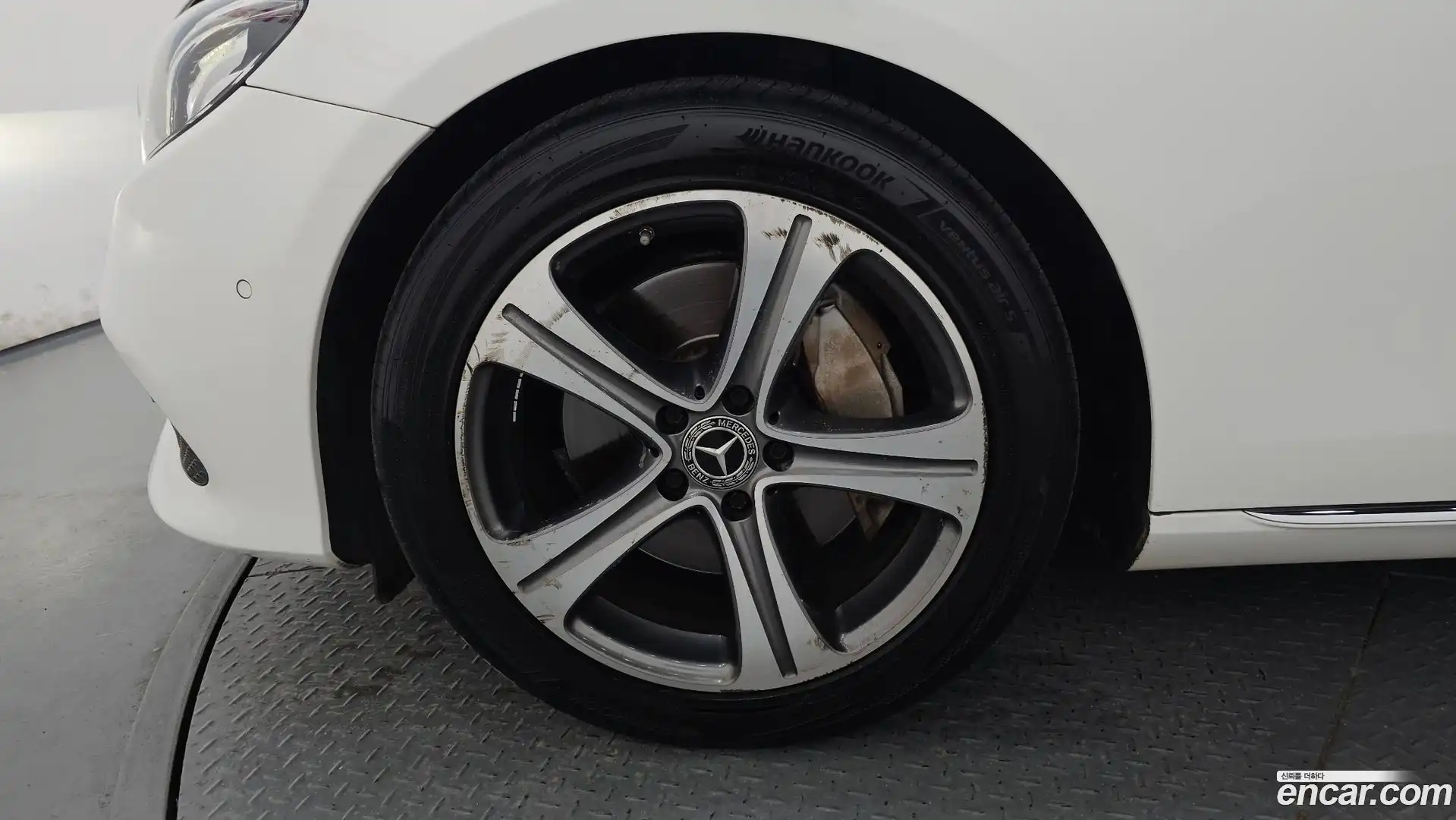 E-Class Mercedes-Benz 2018.9-OUTER-005