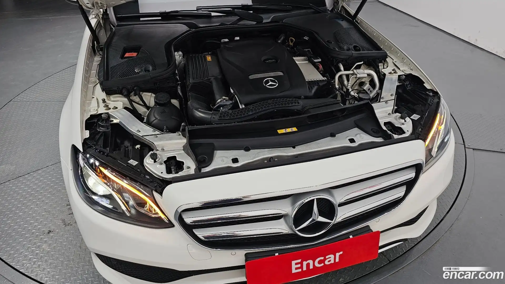 E-Class Mercedes-Benz 2018.9-OUTER-006