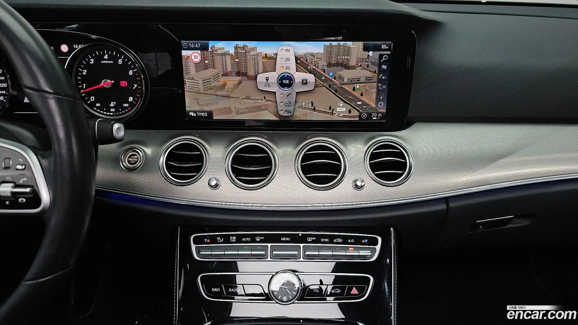 E-Class Mercedes-Benz 2018.9-OPTION-018